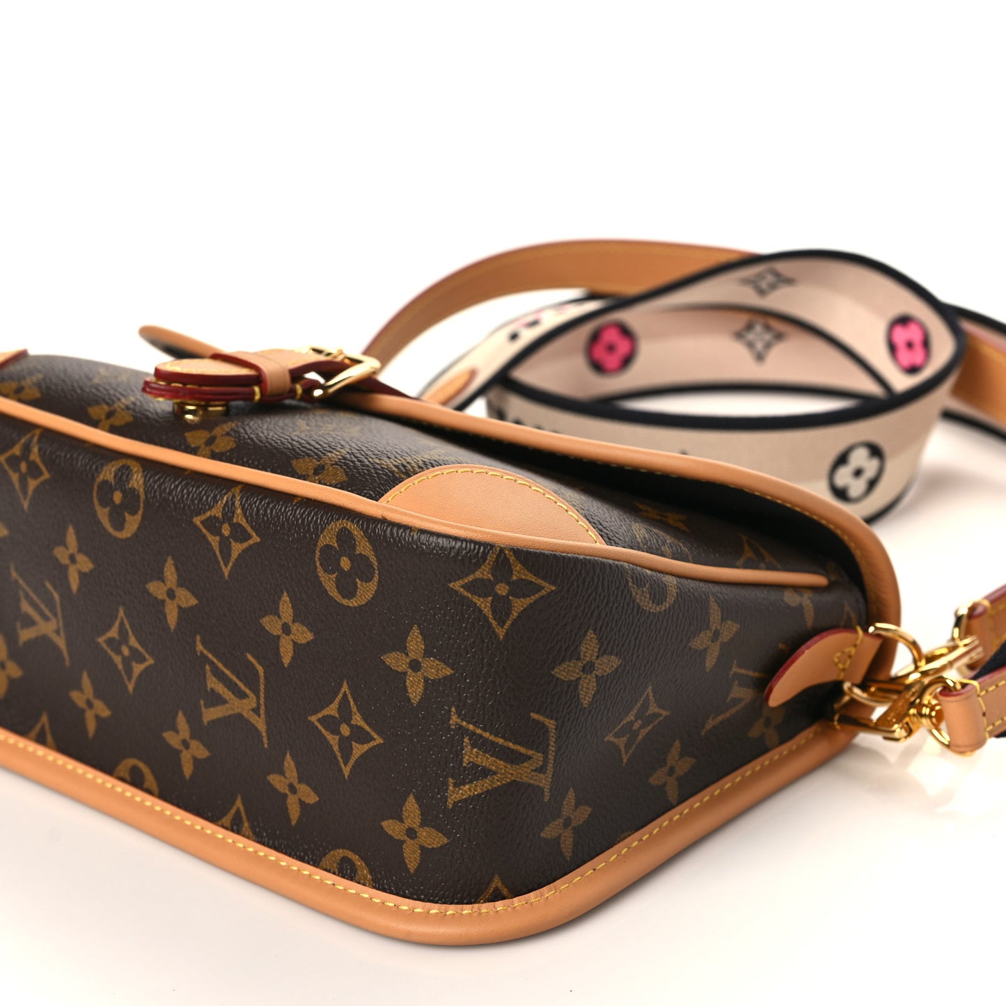 Monogram Diane Black