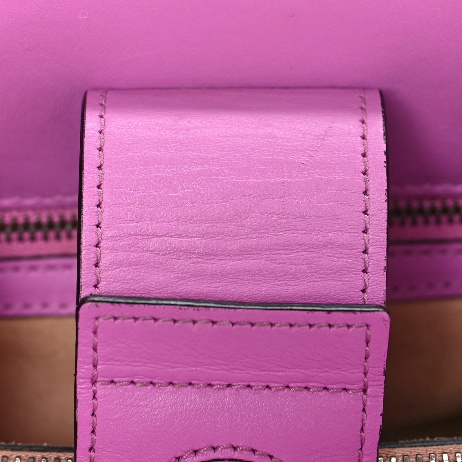 Gucci Calfskin Matelasse Small GG Marmont Tote Candy Mousse 14 of 18