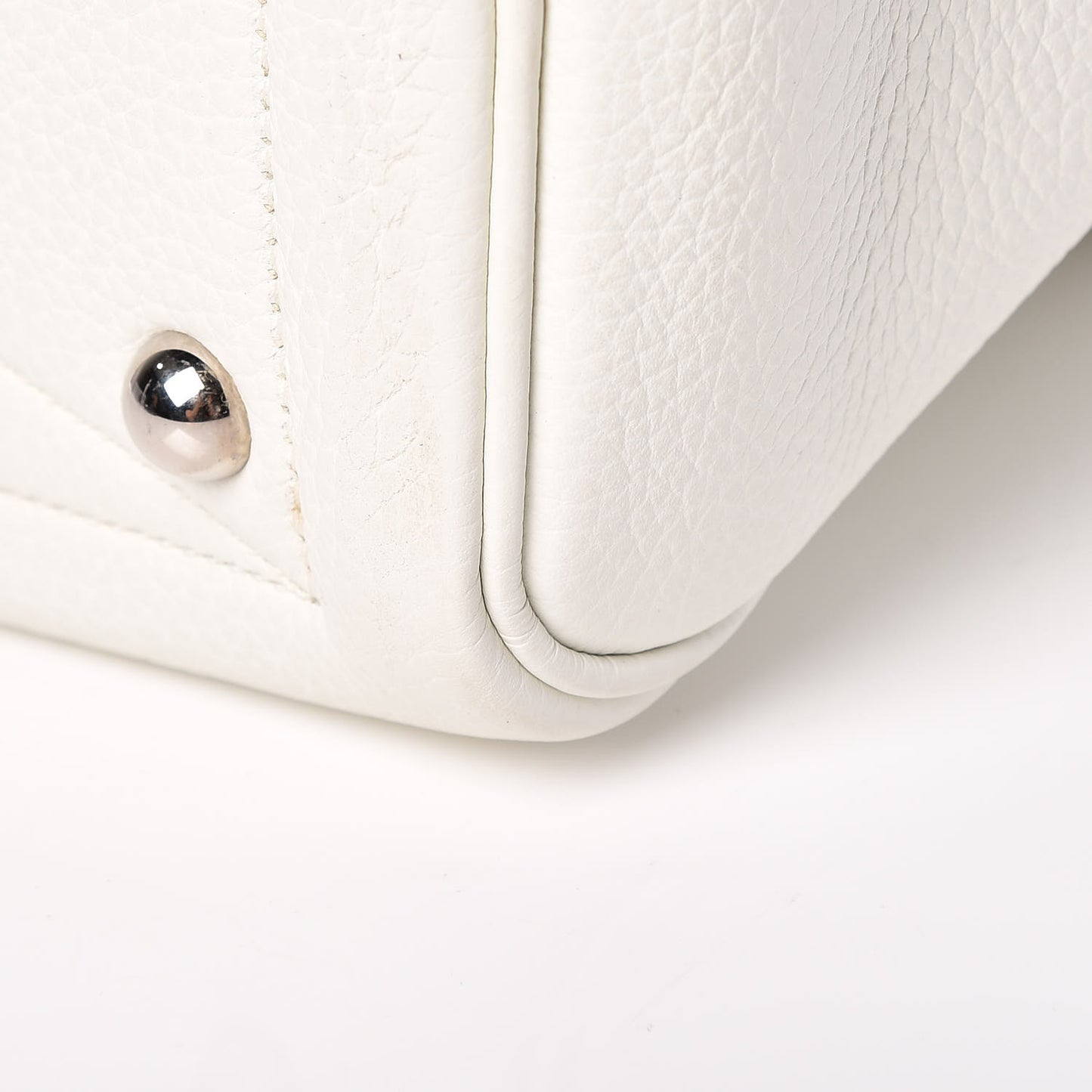 Taurillon Clemence Victoria II 35 White