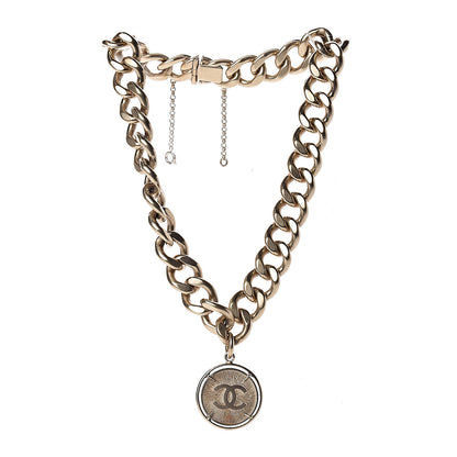 Chanel Medallion CC Chain Short Necklace Light Gold 3 of 5