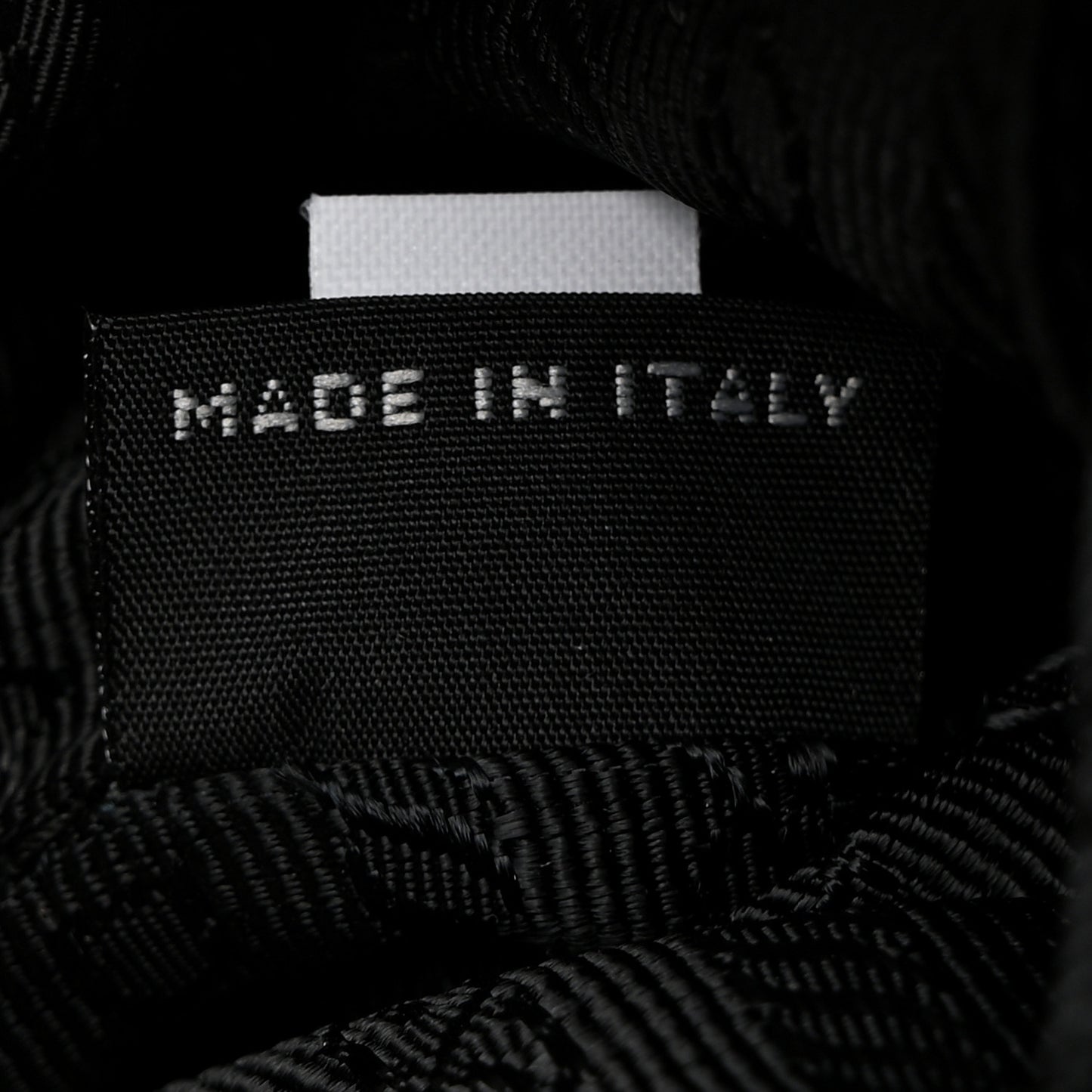 Nappa Gaufre Small Zip Pouch Nero Black