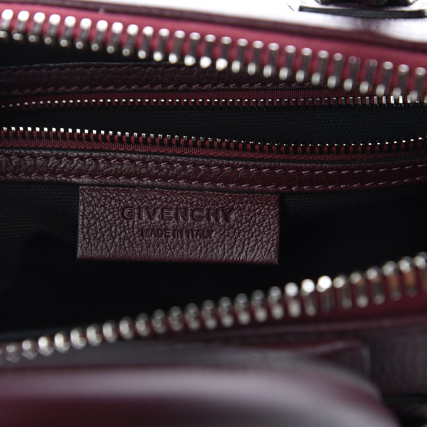 Sugar Goatskin Small Antigona Aubergine