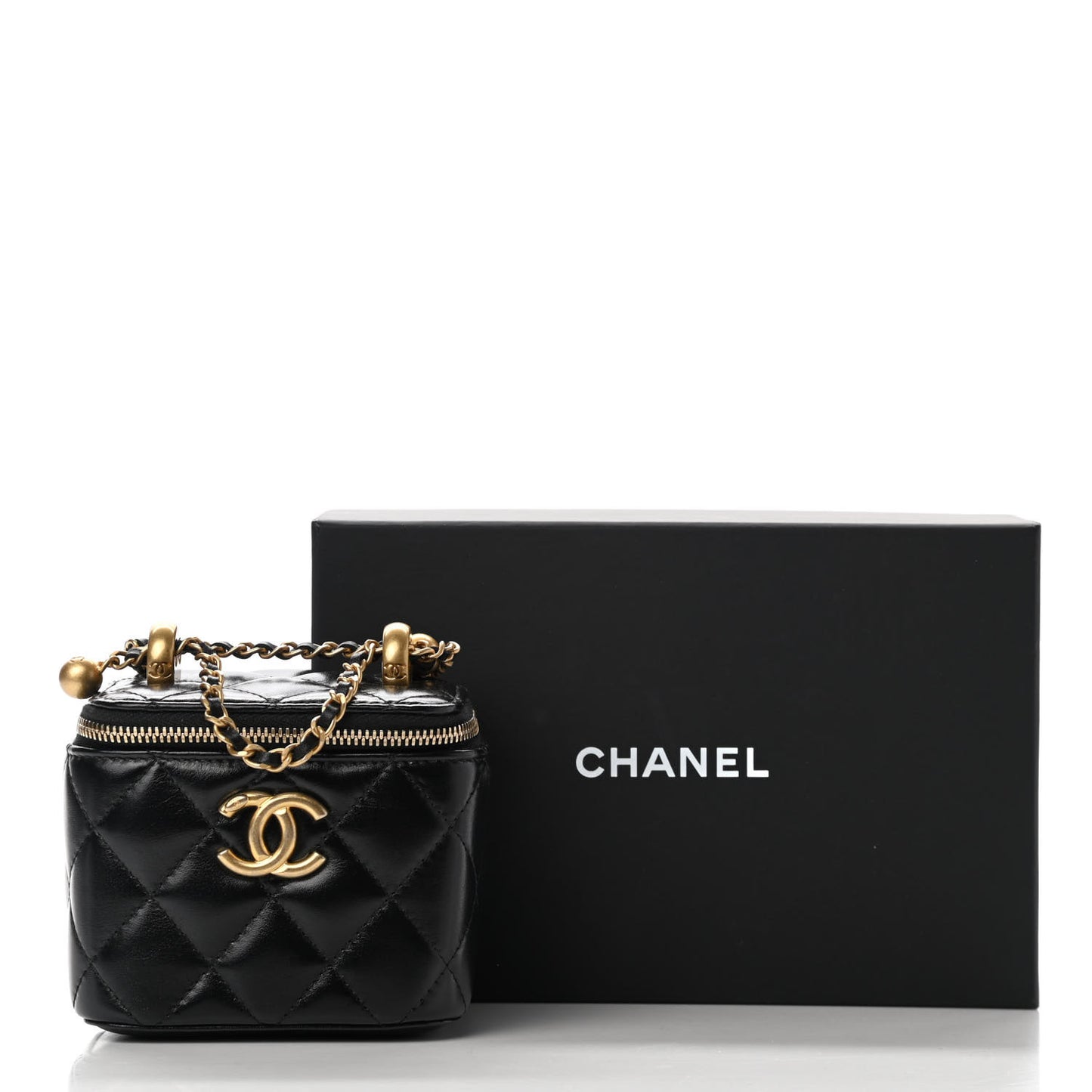 Calfskin Quilted Mini Perfect Fit Vanity Case With Chain Black