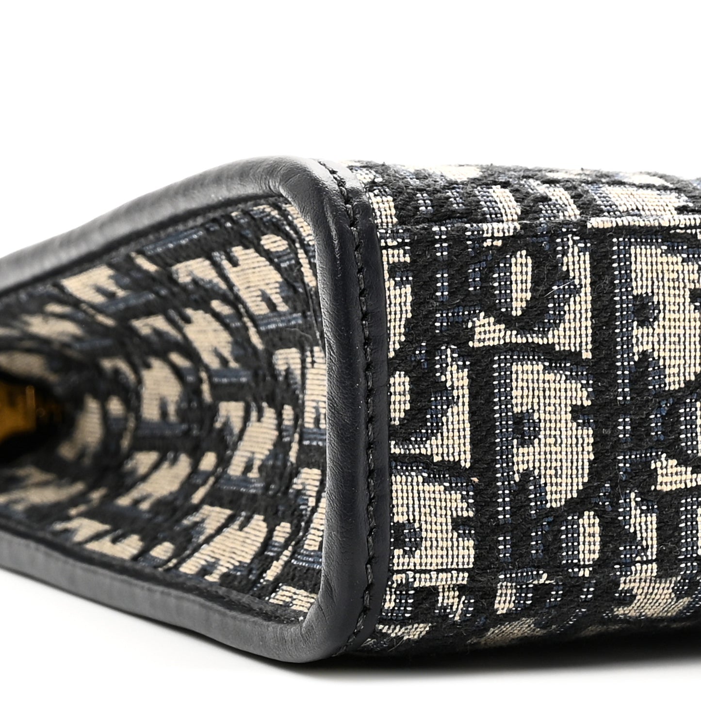 Oblique 30 Montaigne Pouch Blue