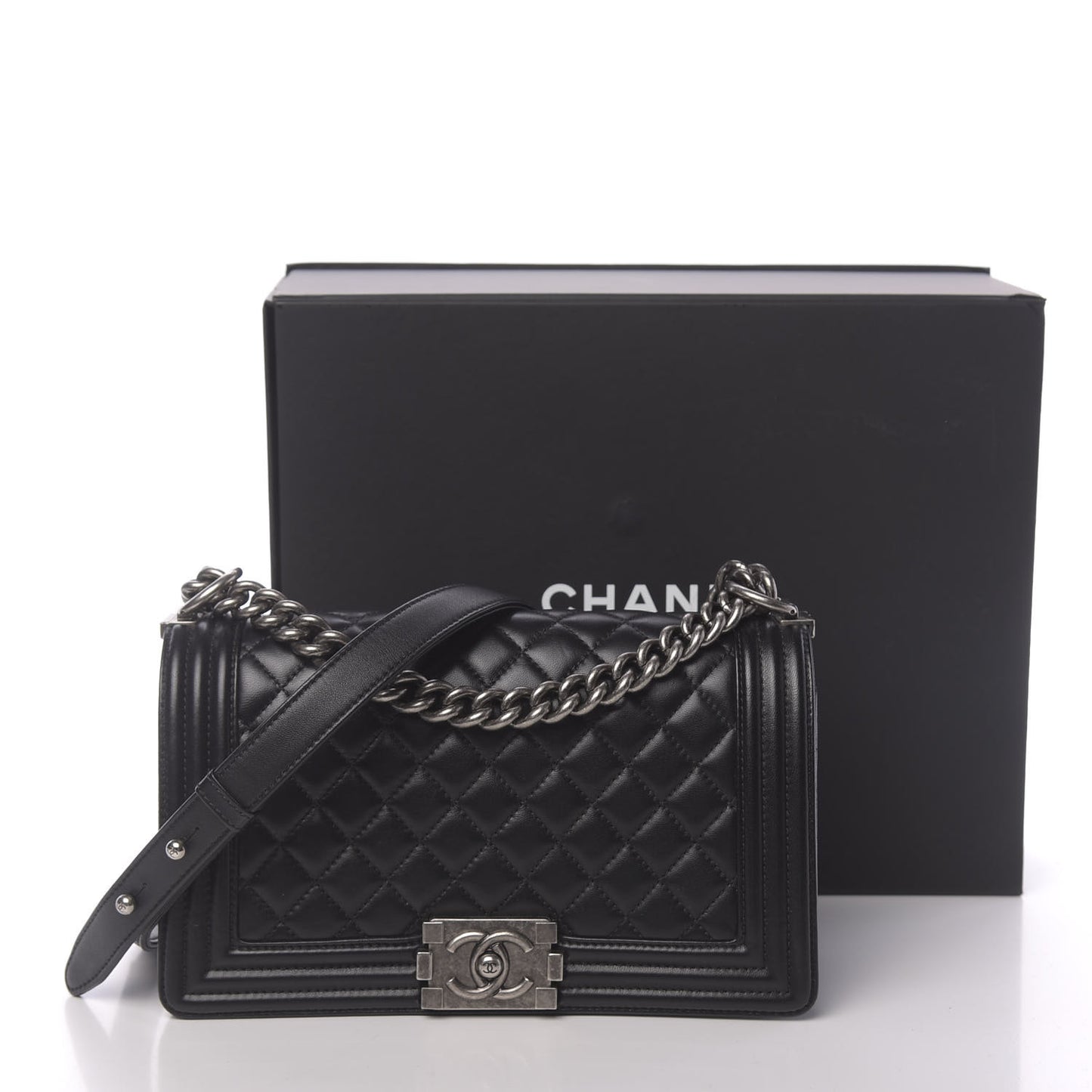 Calfskin Quilted Medium Boy Flap Black
