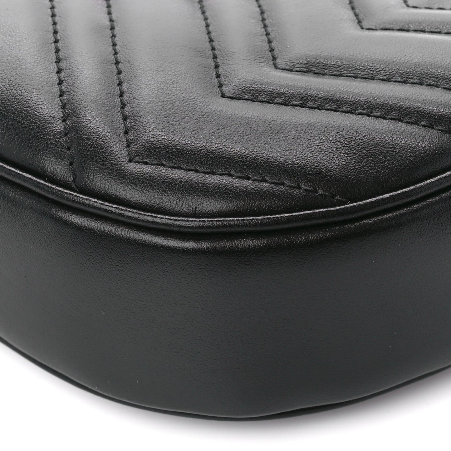 Calfskin Matelasse Chevron Mini GG Marmont Half Moon Hobo Black