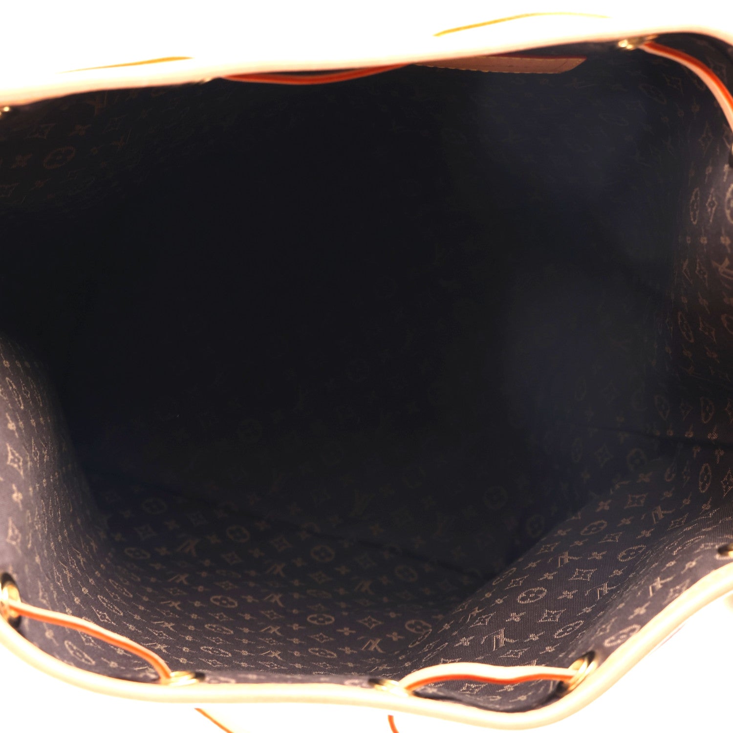 Louis Vuitton Vachetta Noe 4 of 9