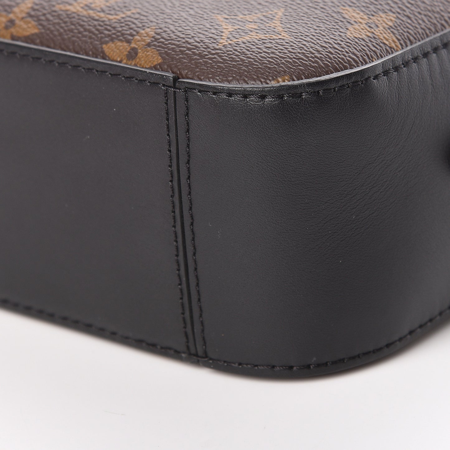 Monogram Saintonge Black
