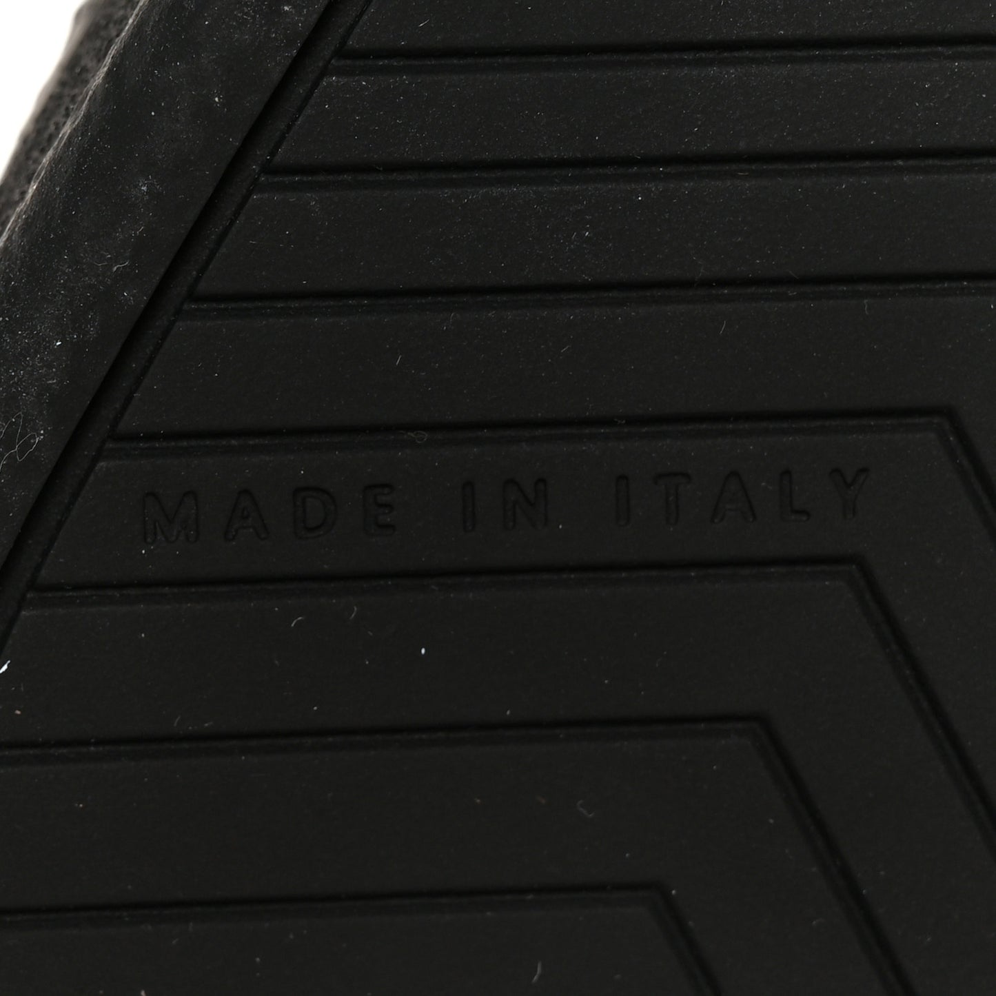Calfskin Suede Logo Sneakers 39 Black