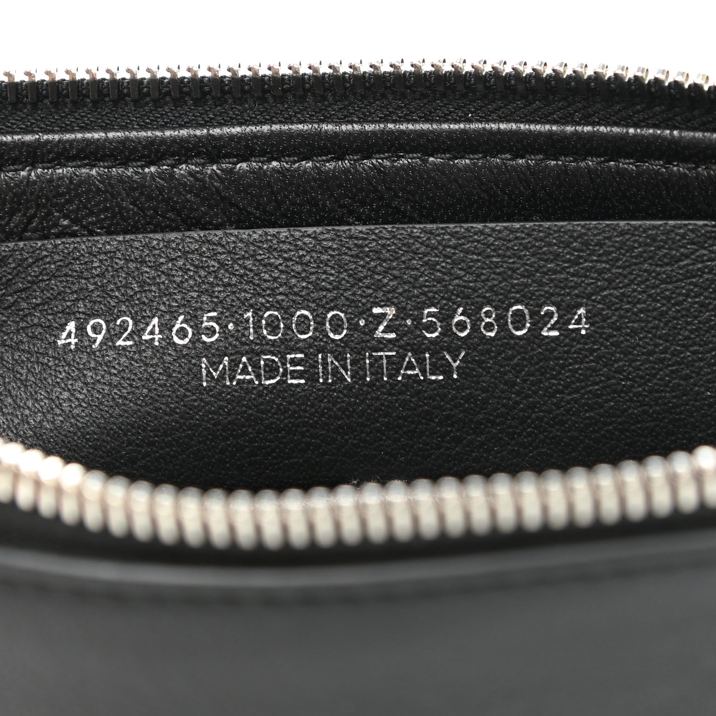 Calfskin Logo Medium Everyday Pouch Black