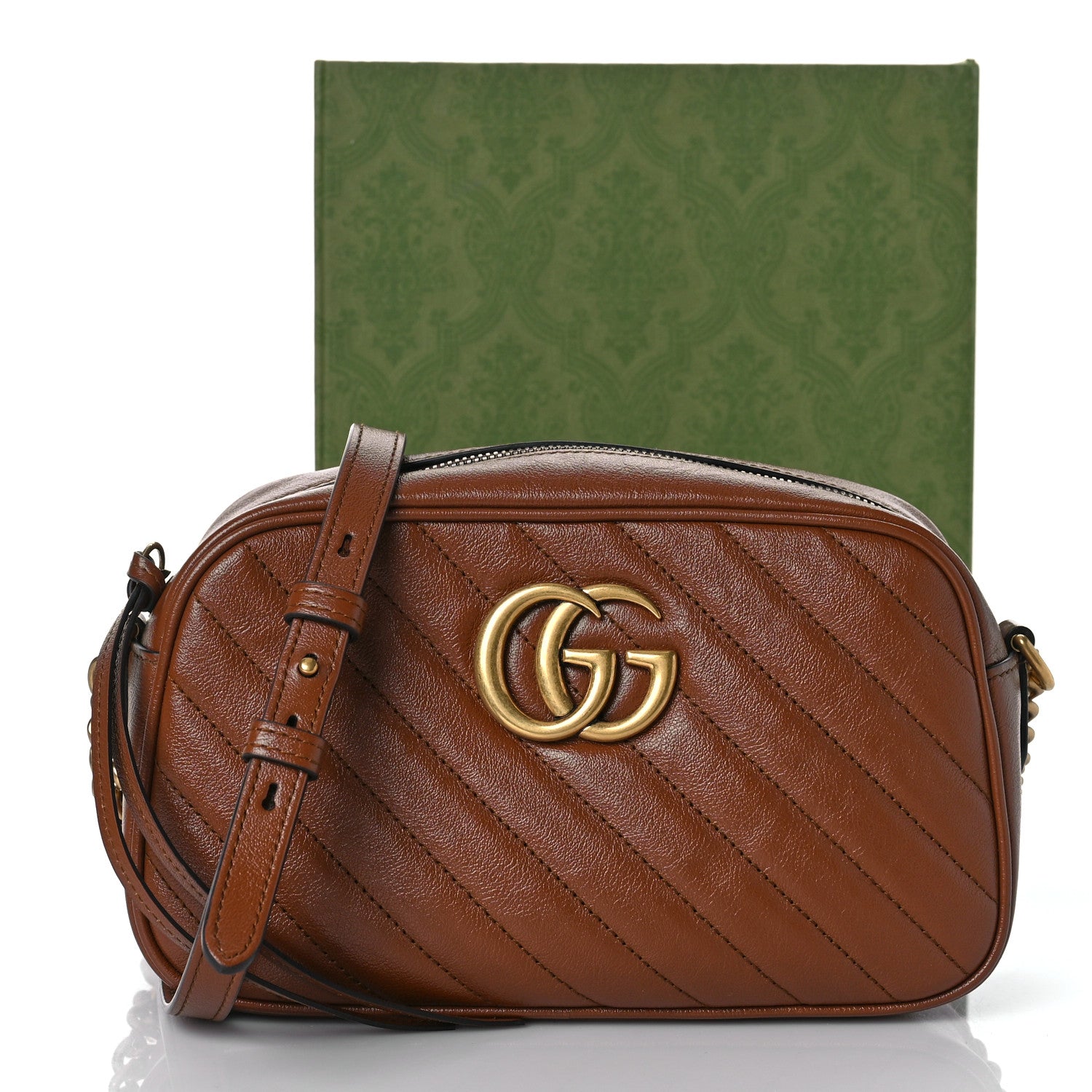 Gucci Glazed Calfskin Matelasse Diagonal Small GG Marmont Chain Shoulder Bag Cuir 11 of 11