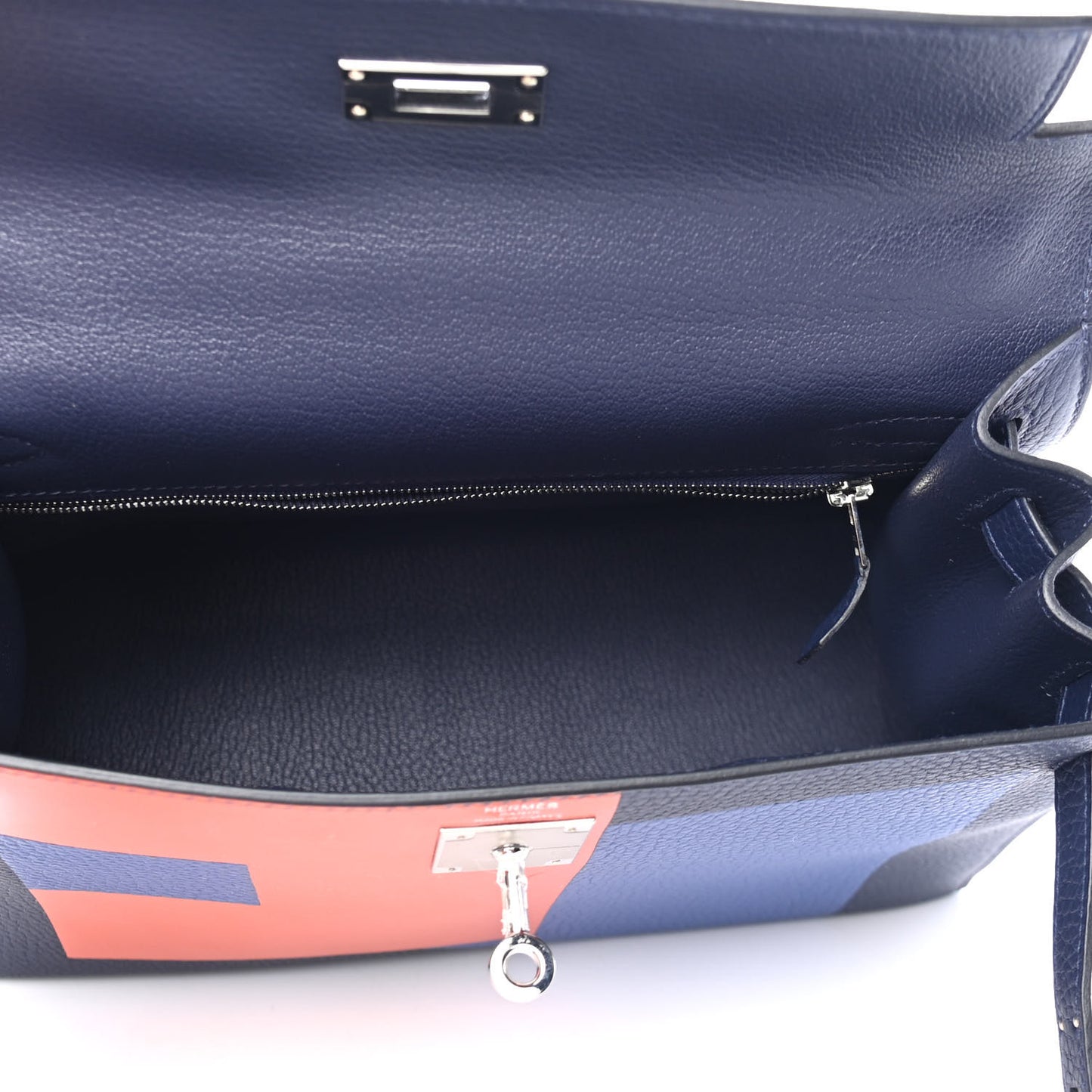 Togo Kellygraphie Lettre R Kelly Sellier 28 Bleu Nuit Bleu Brighton Terre Battue