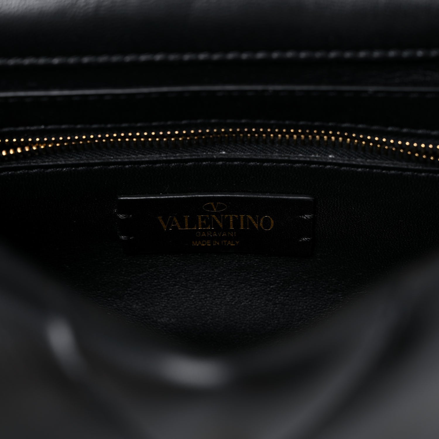Valentino Garavani Nappa Medium Roman Stud Shoulder Bag Black 10 of 11
