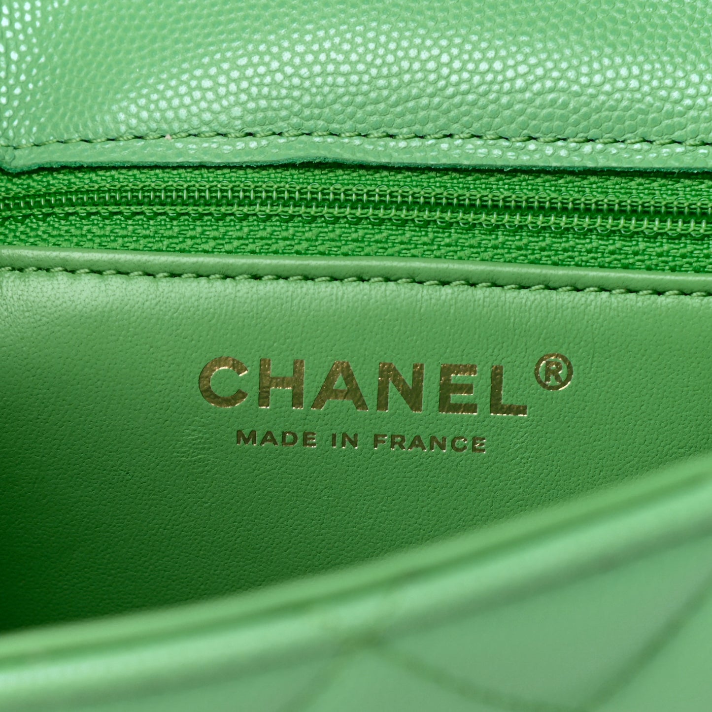 Caviar Quilted Medium Sweet Classic Flap Green
