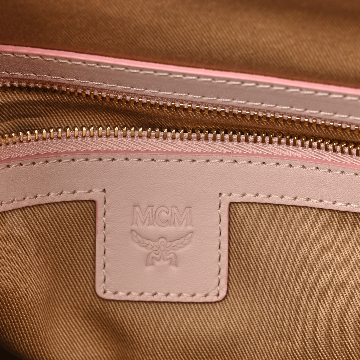 Visetos Medium Aren Hobo Powder Pink