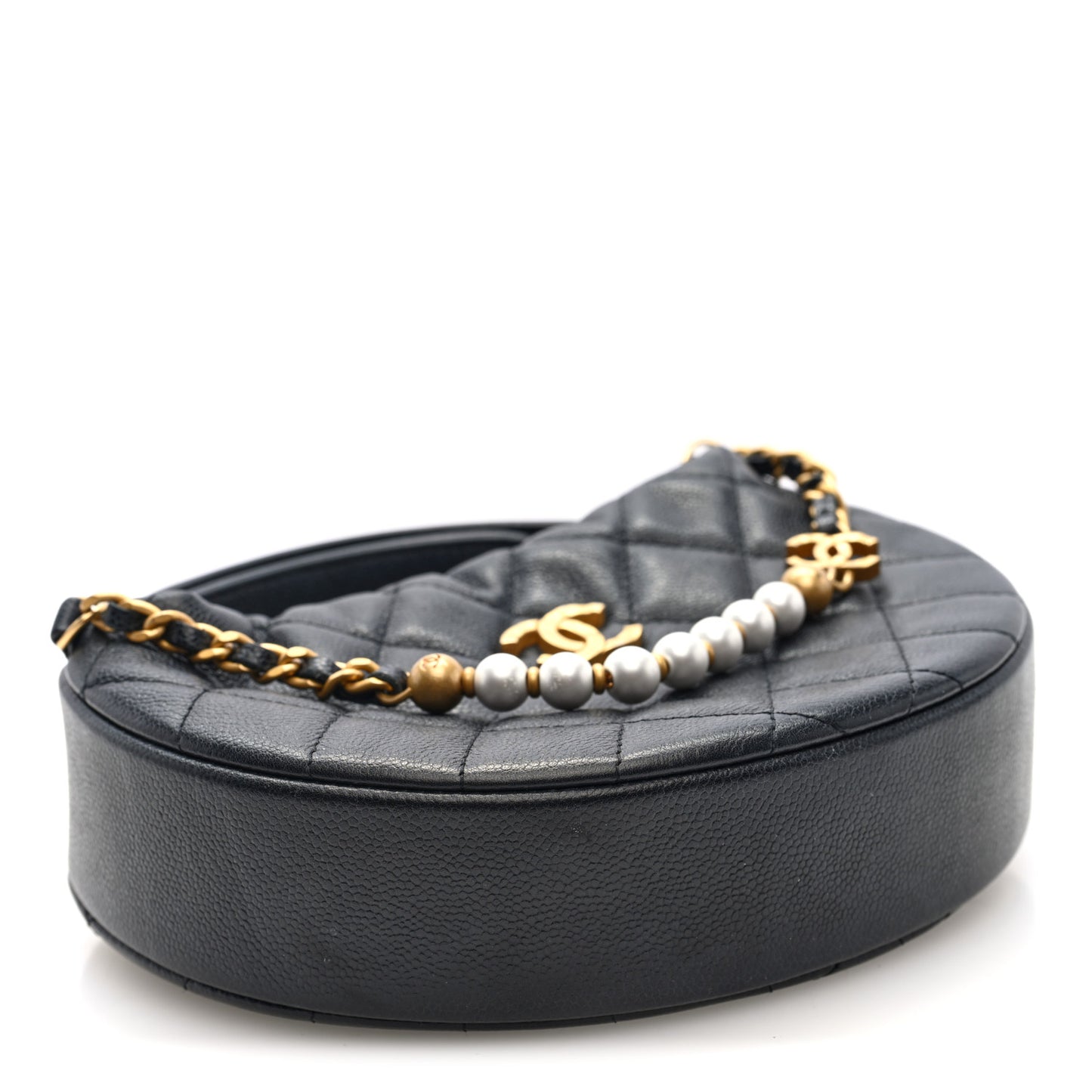 Grained Calfskin Quilted Pearl Pouch Hobo Black