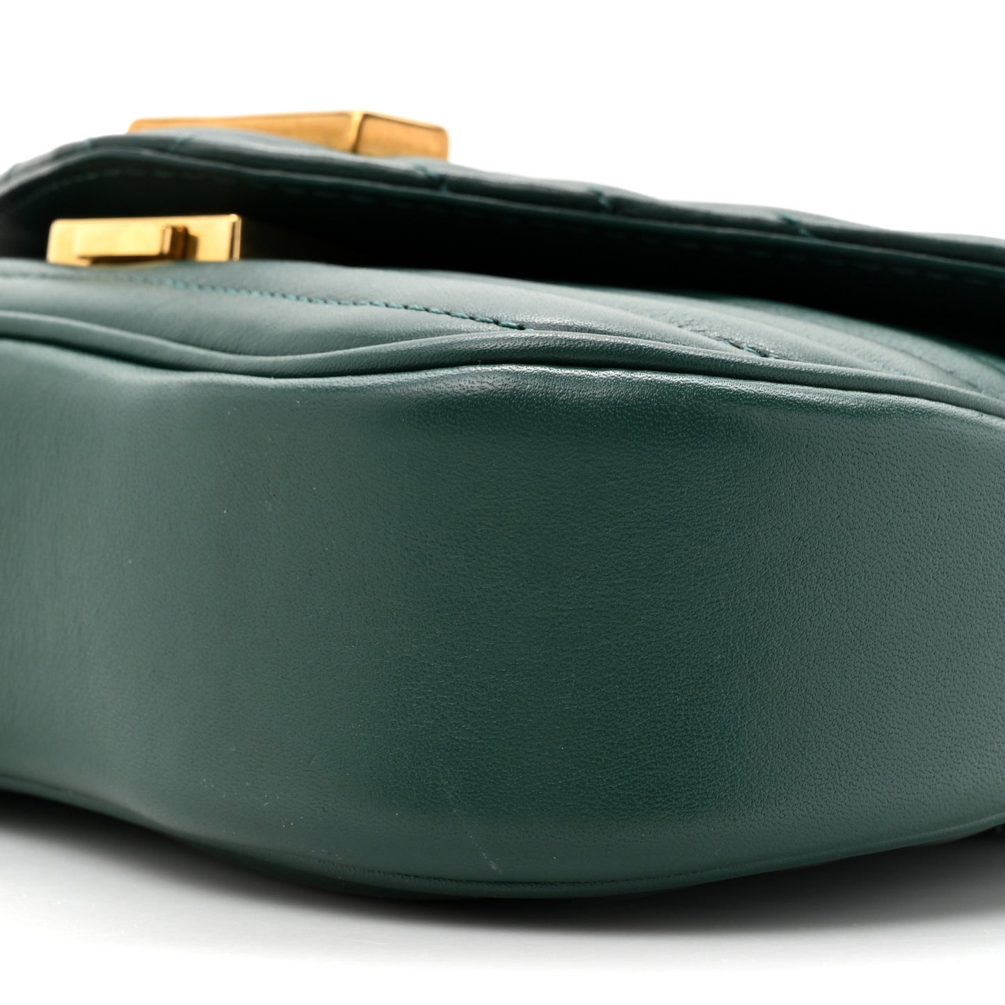 Calfskin New Wave Chain PM Emerald