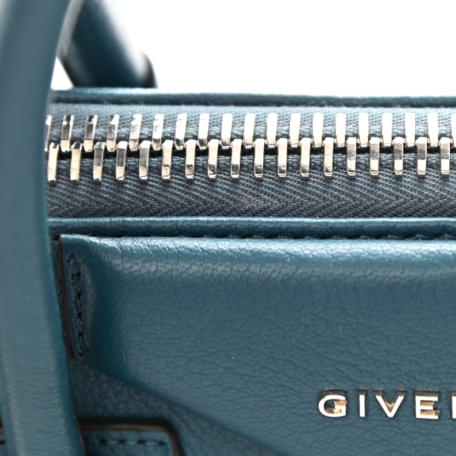 Givenchy Sugar Goatskin Small Antigona Oil Blue 10 of 10
