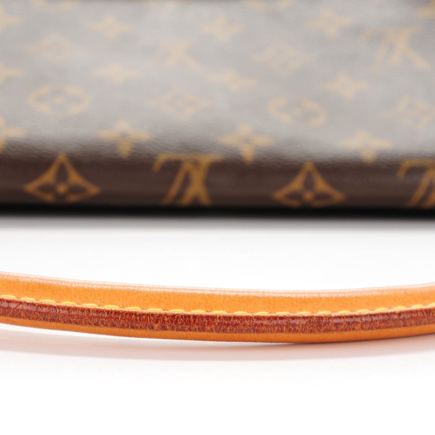 Monogram Mini Looping