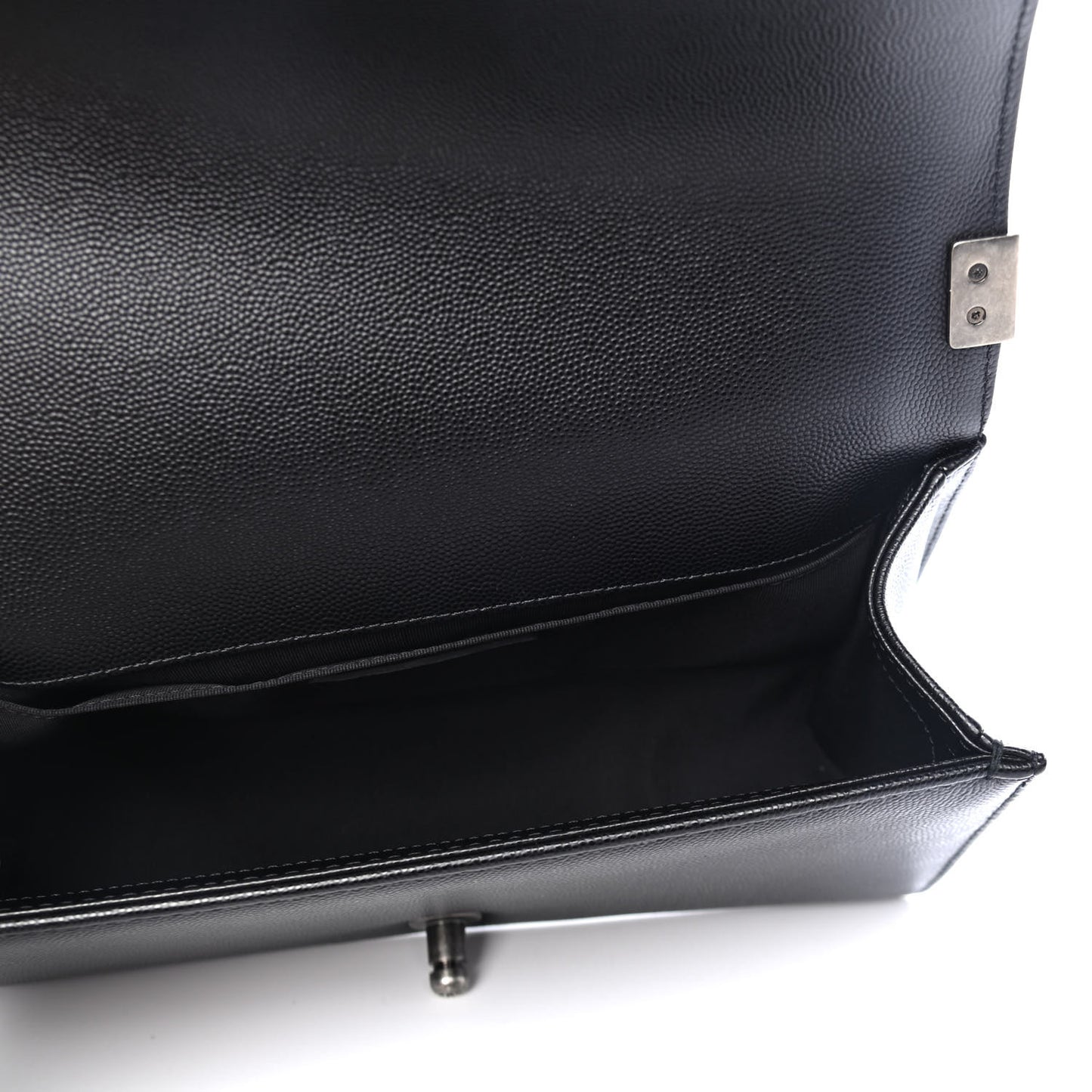 Caviar Quilted Medium Boy Flap Black