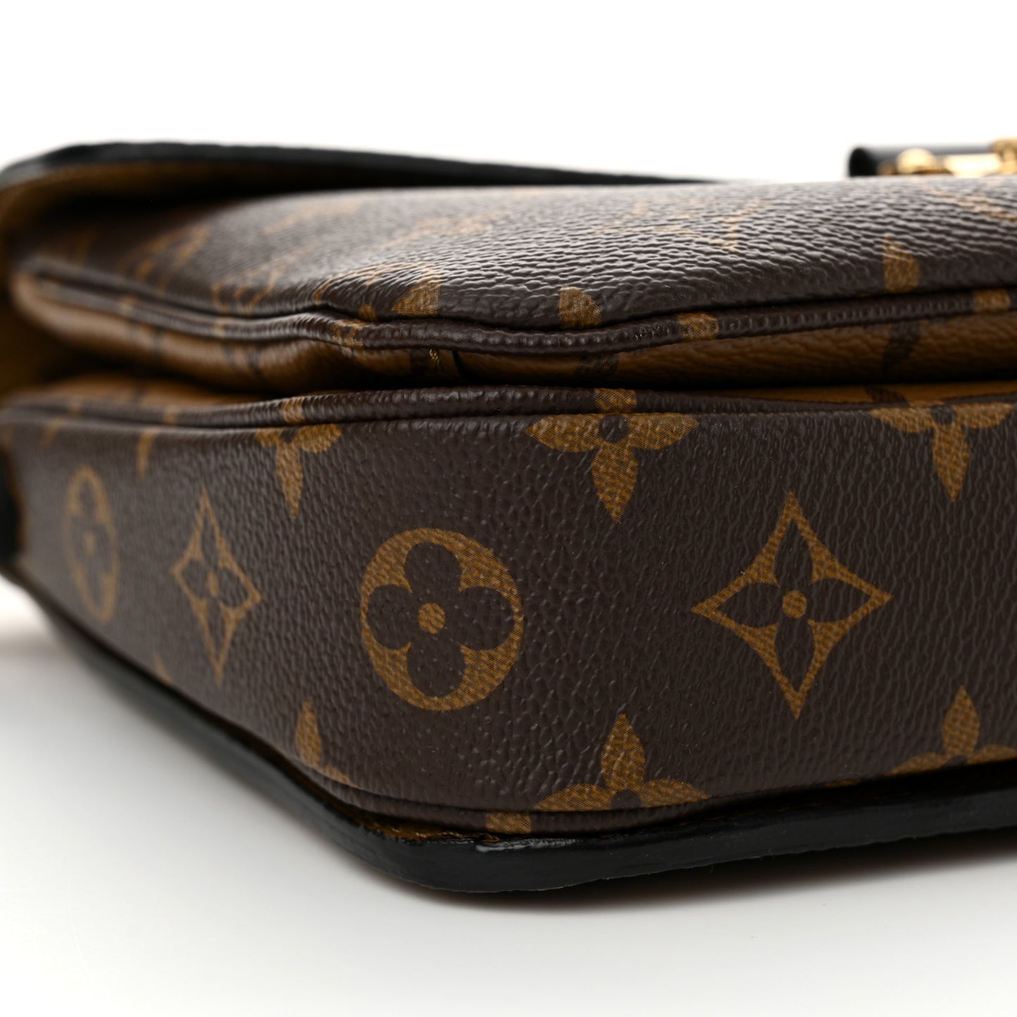 Reverse Monogram Pochette Metis