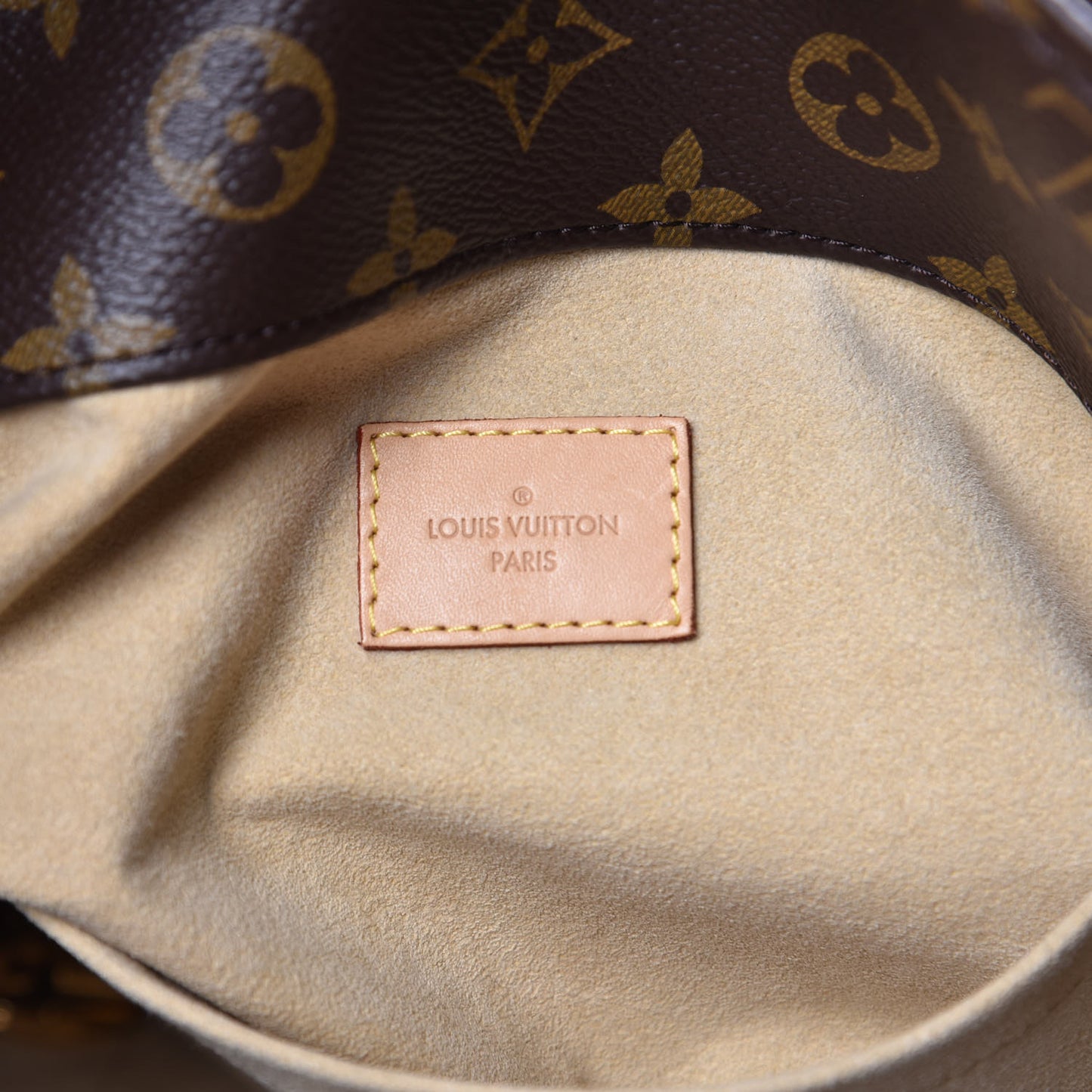 Monogram Artsy MM