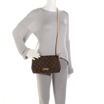 Louis Vuitton Monogram Favorite MM 4 of 7