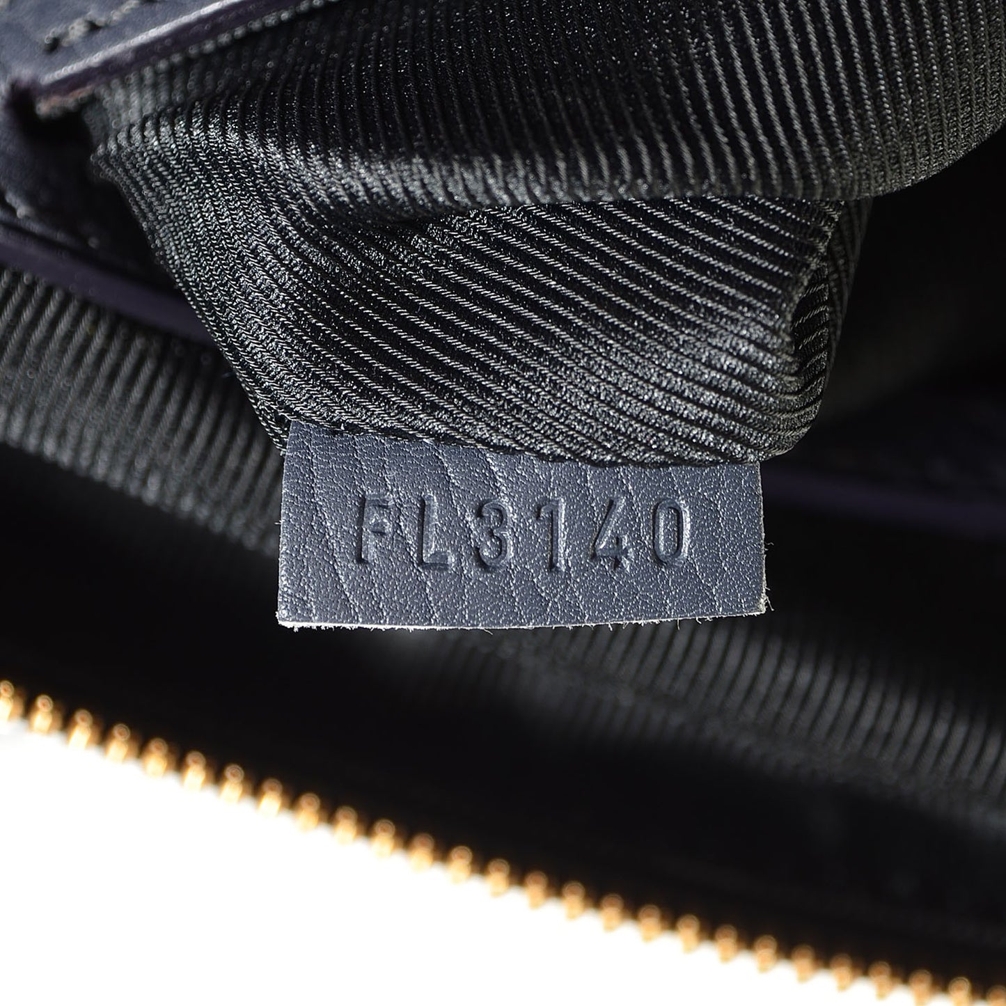 Monogram Volupte Psyche Gris