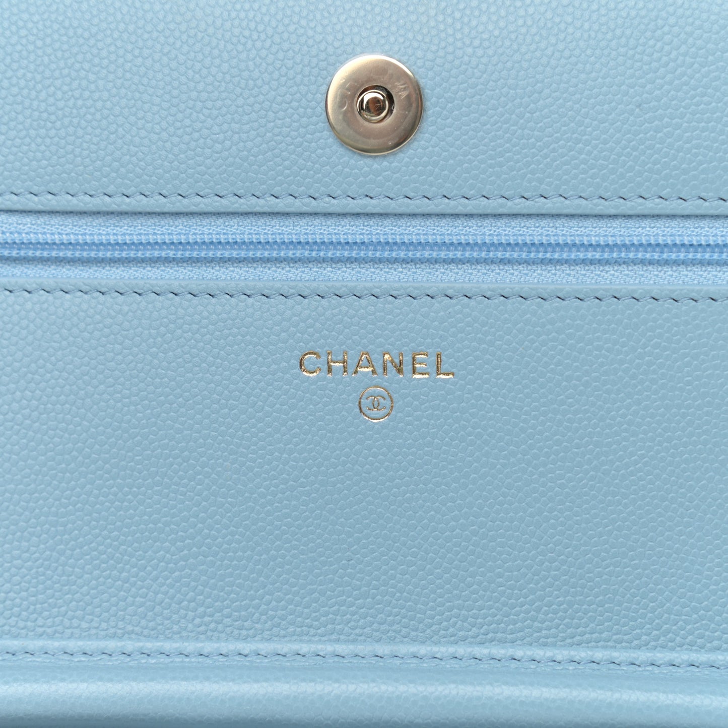 Caviar Quilted Crystal CC Wallet On Chain WOC Light Blue
