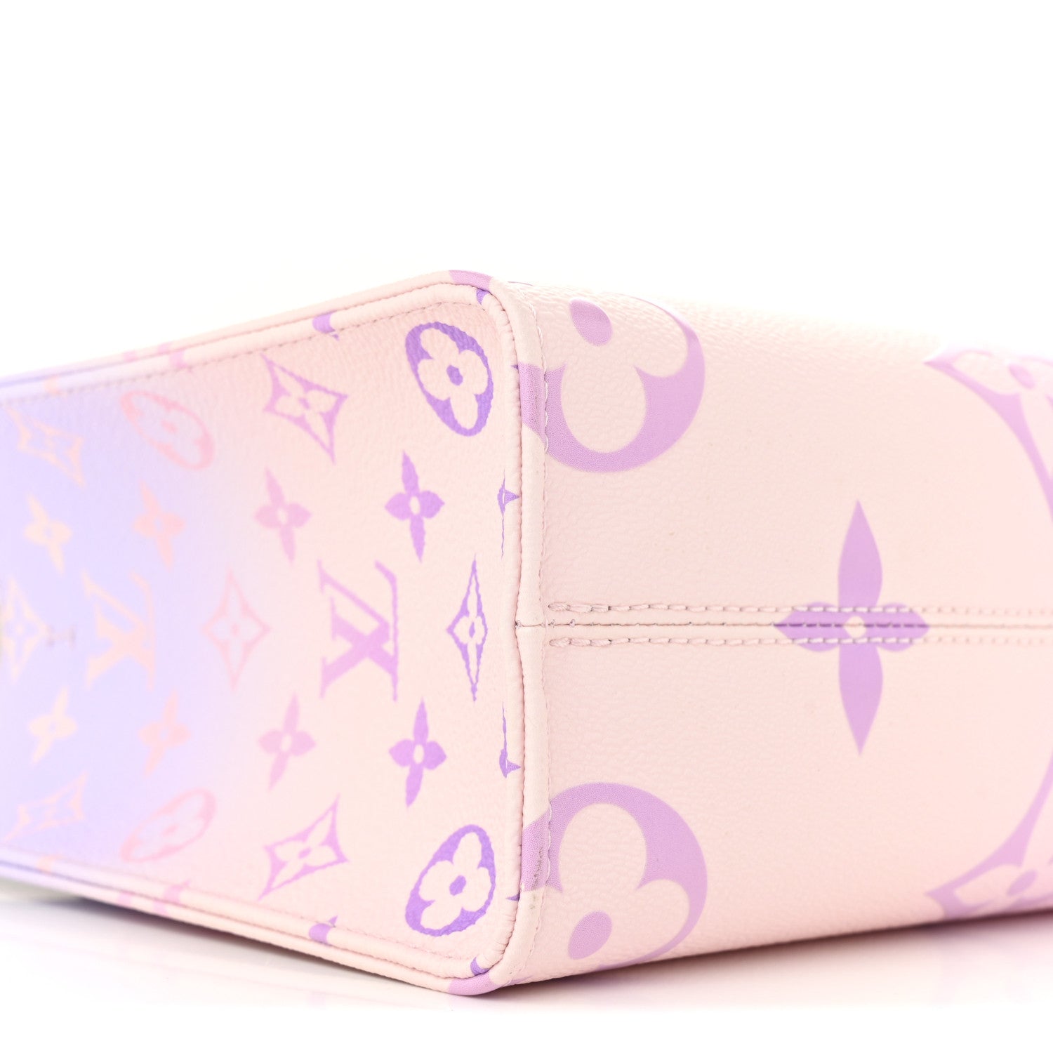 Louis Vuitton Monogram Giant Spring In The City Onthego PM Sunrise Pastel 8 of 10