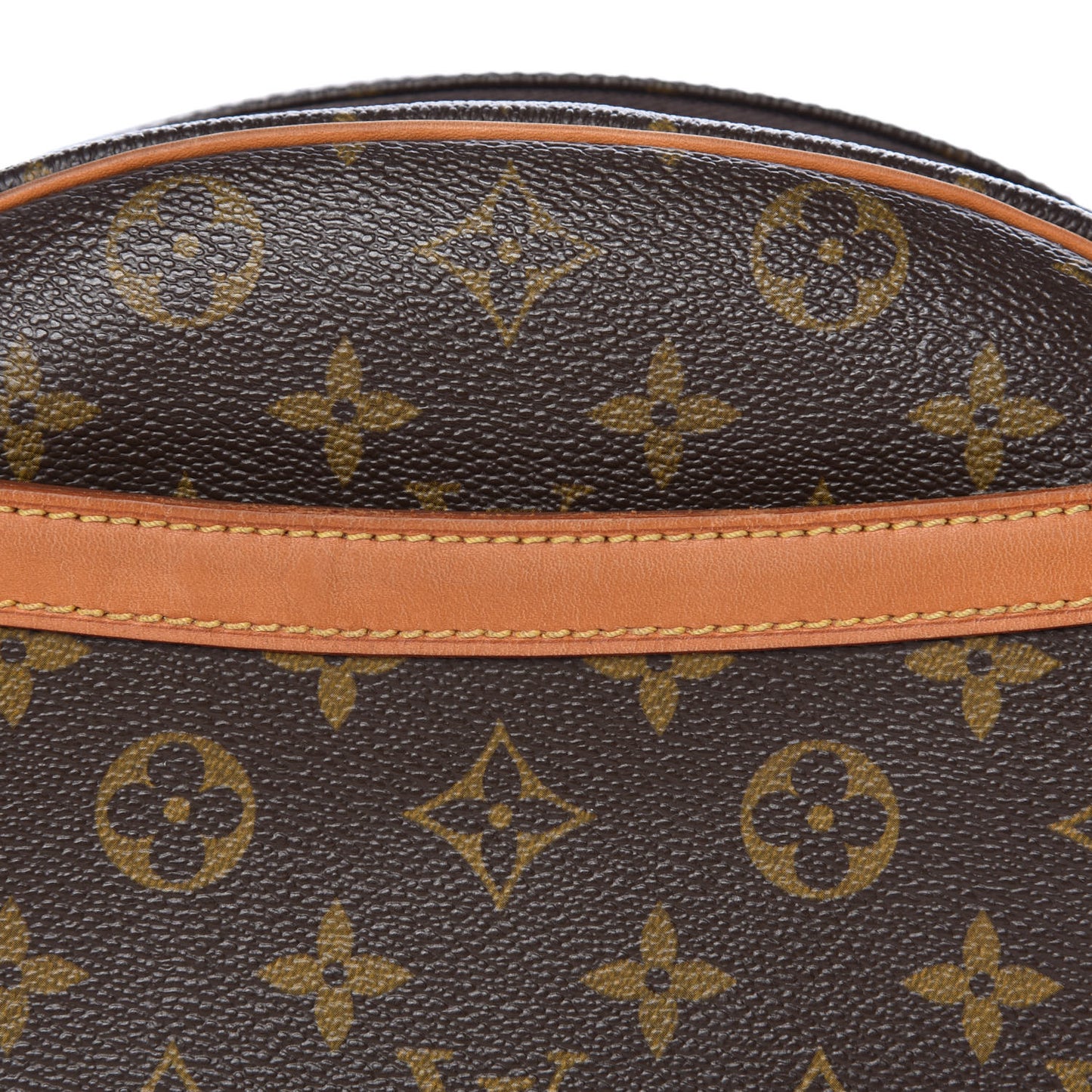 Monogram Blois