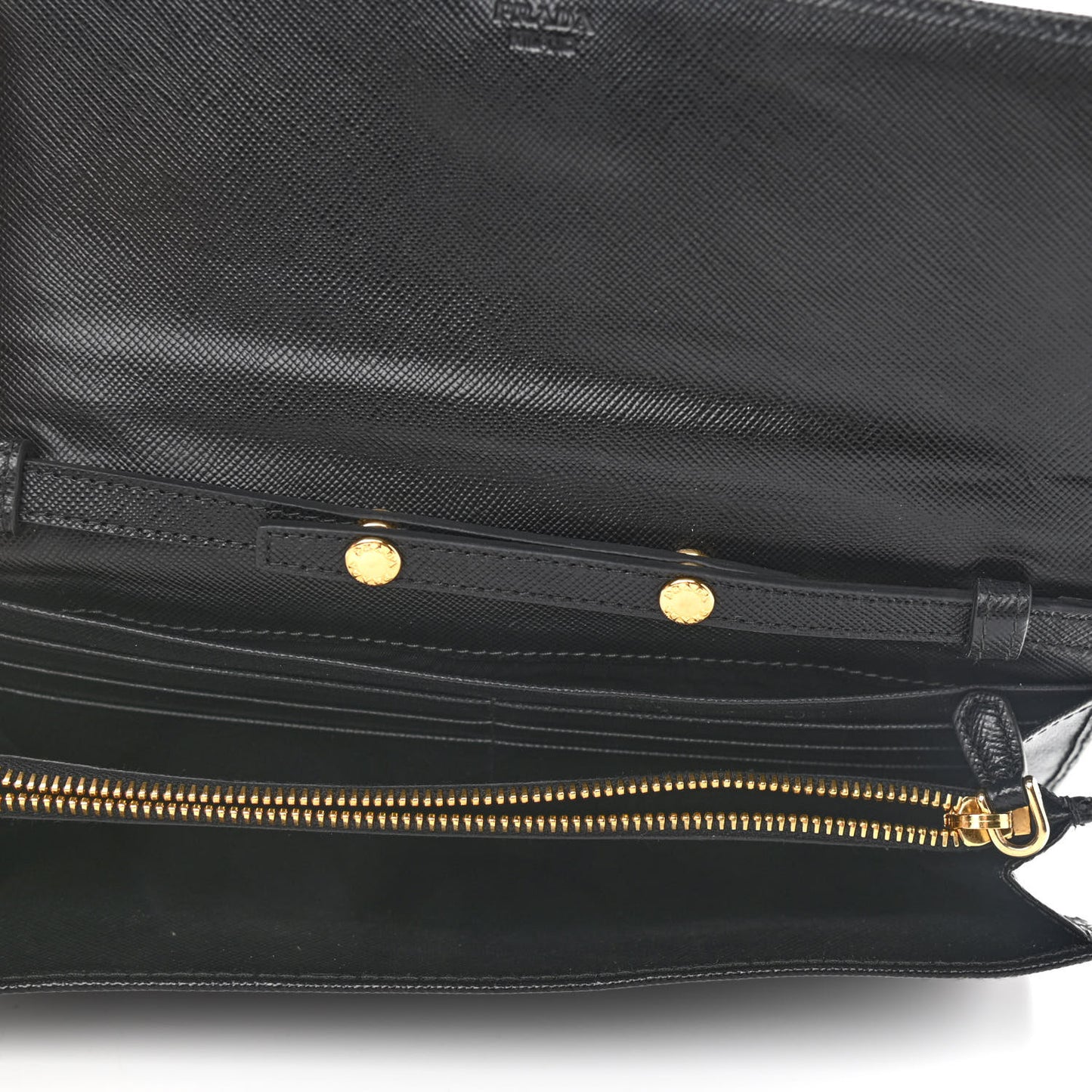 Saffiano Metal Oro Chain Wallet Black