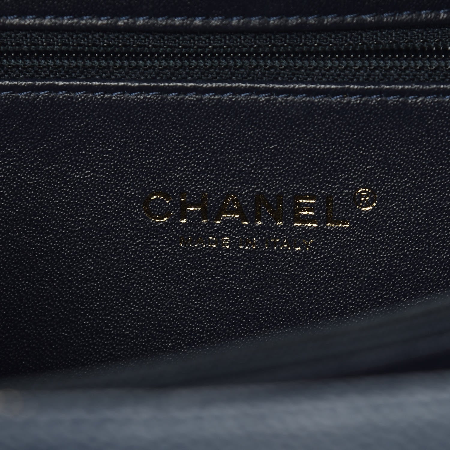 Chanel Caviar Quilted Medium CC Filigree Vanity Case Navy 6 of 10
