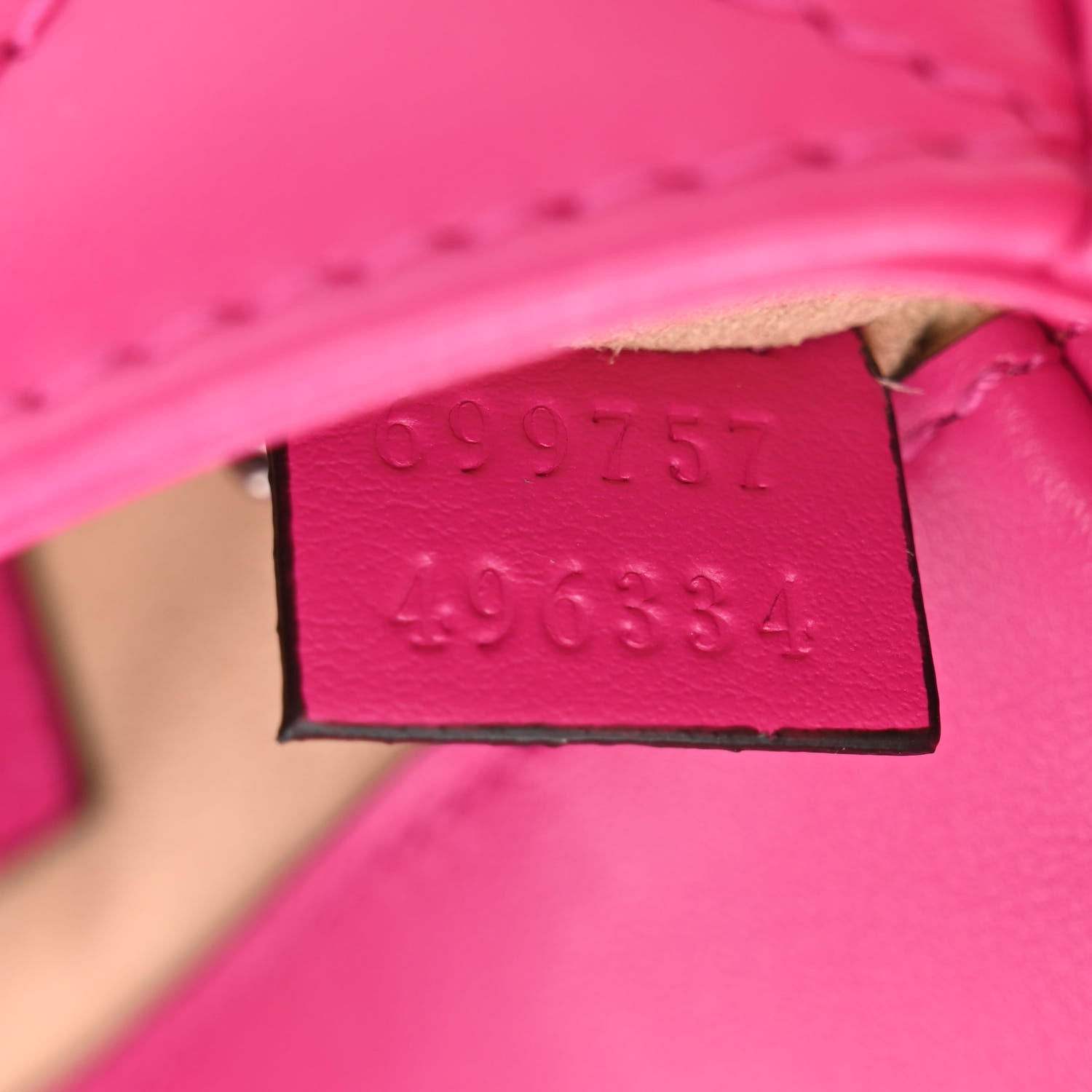 Gucci Calfskin Matelasse Monochrome GG Marmont Chain Belt Bag Classic Fuxia 6 of 9