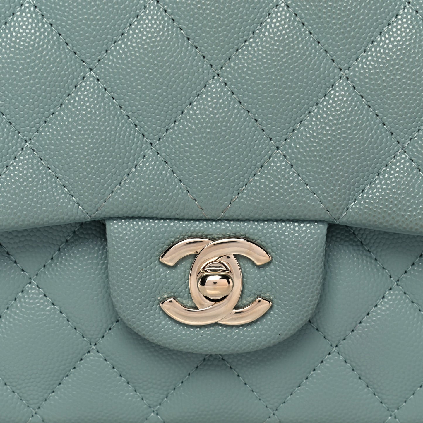Caviar Quilted Medium Double Flap Green