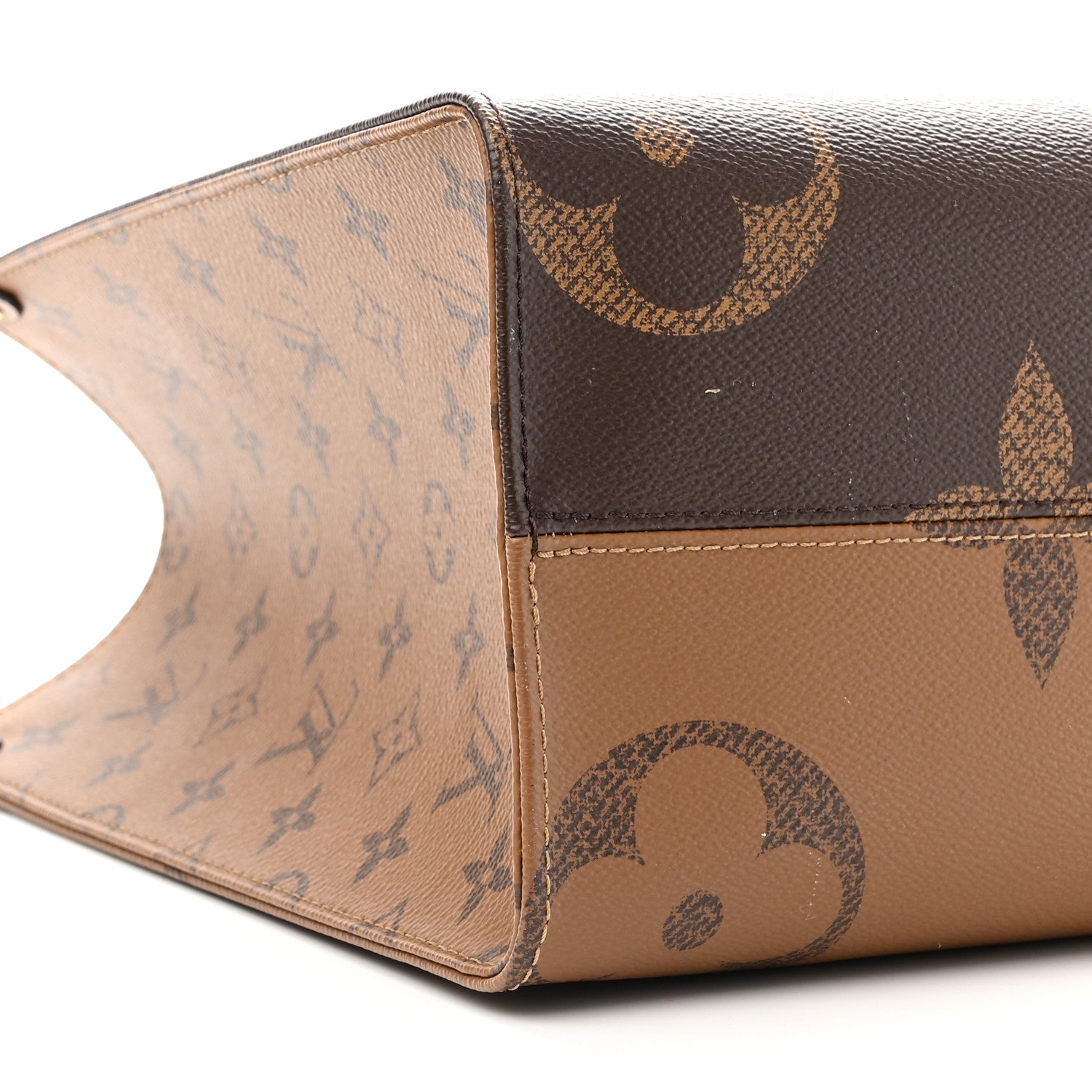 Louis Vuitton Reverse Monogram Giant Onthego MM 8 of 10