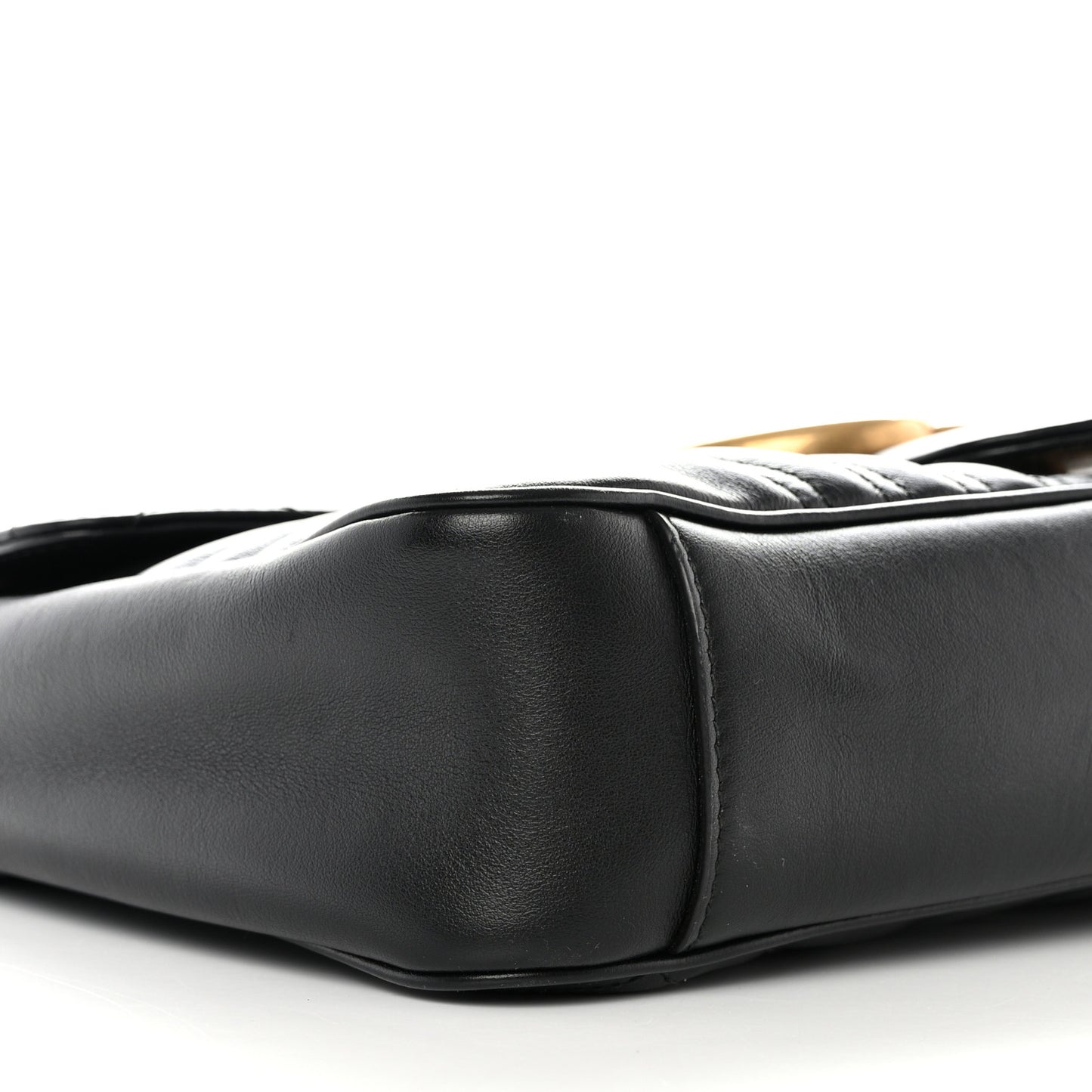 Calfskin Matelasse Medium GG Marmont Shoulder Bag Black