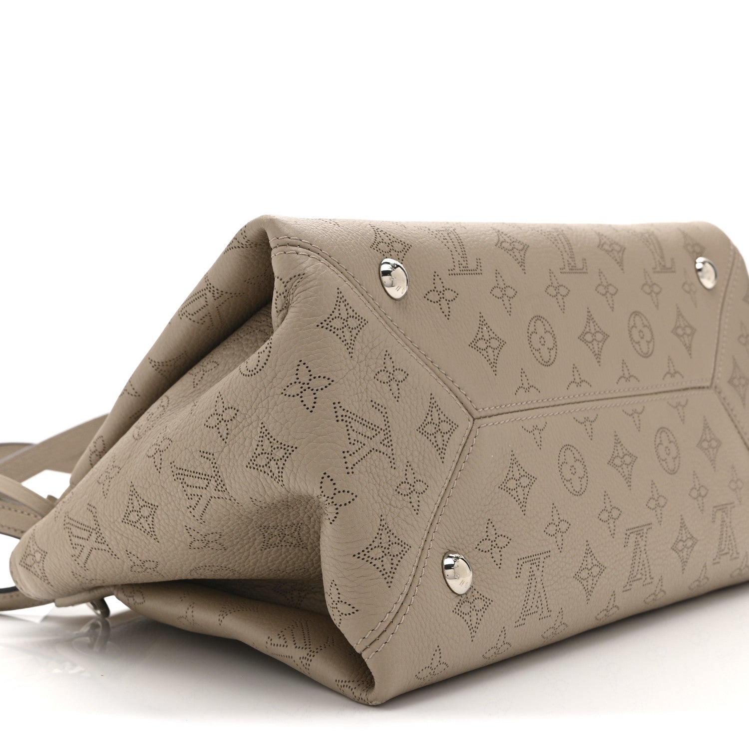 Louis Vuitton Mahina Calfskin Sevres Galet 9 of 10