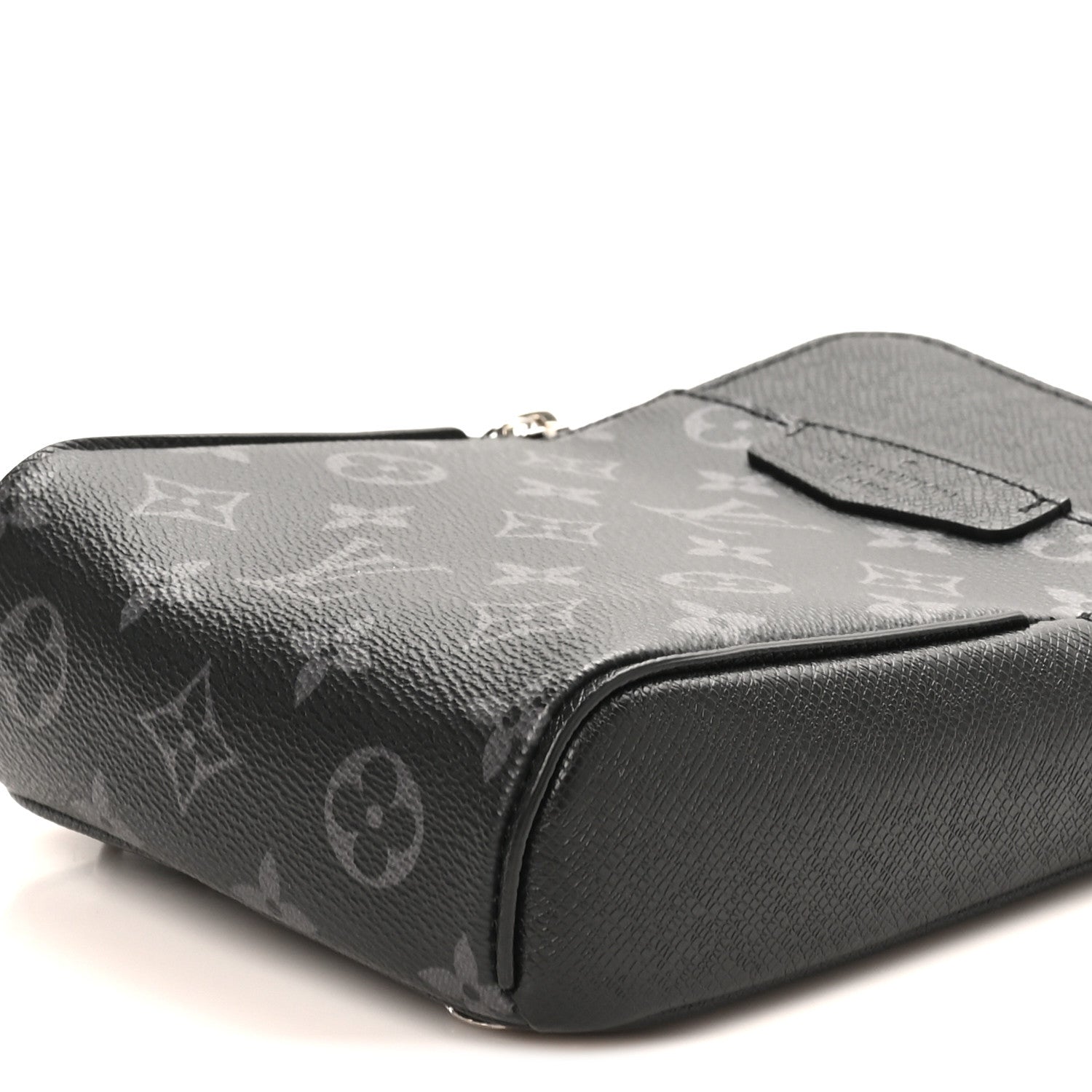 Louis Vuitton Taigarama Outdoor Slingbag Black 9 of 9