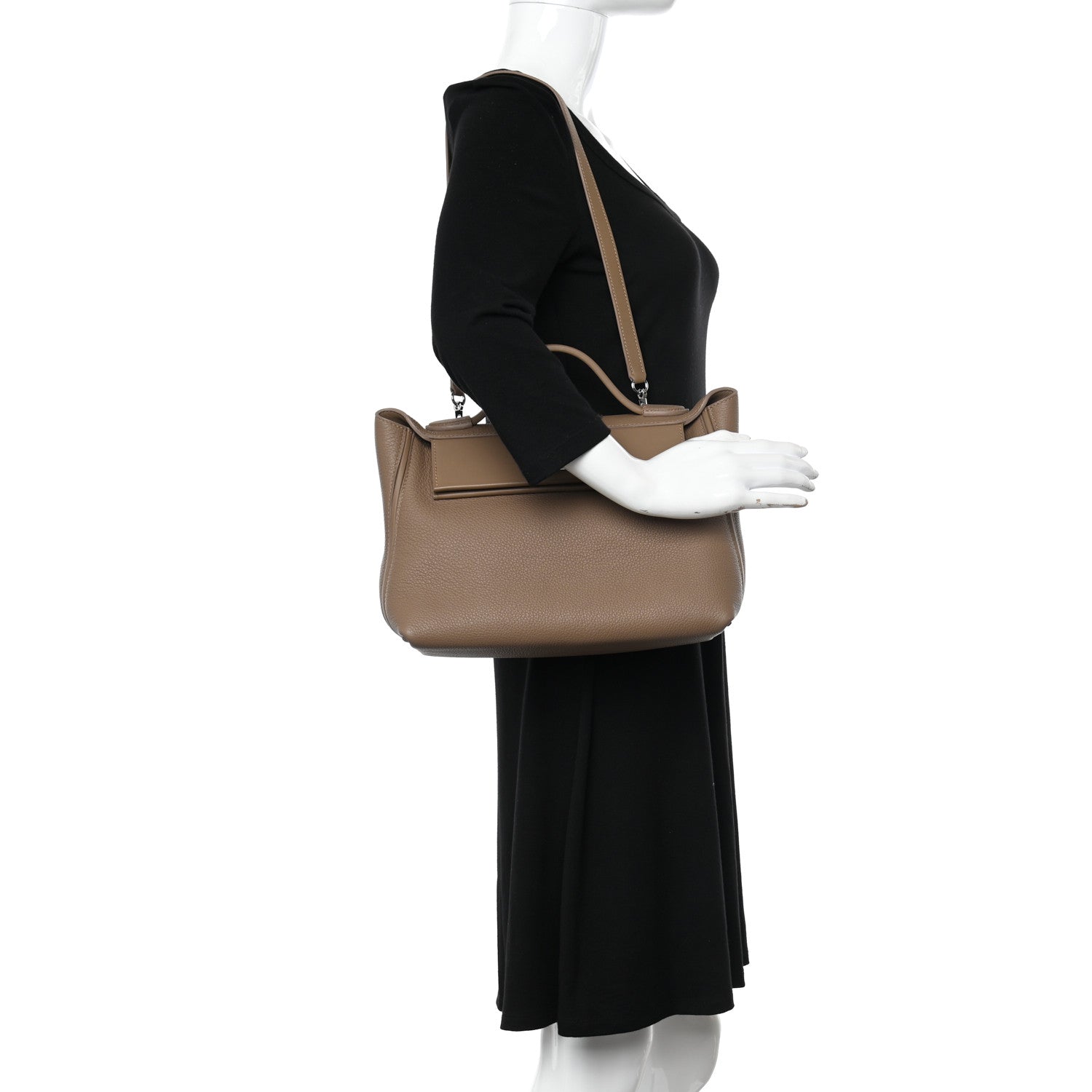 Hermes Taurillon Maurice Swift 24/24 29 Etoupe 2 of 13
