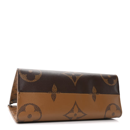 Louis Vuitton Reverse Monogram Giant Onthego MM 4 of 9