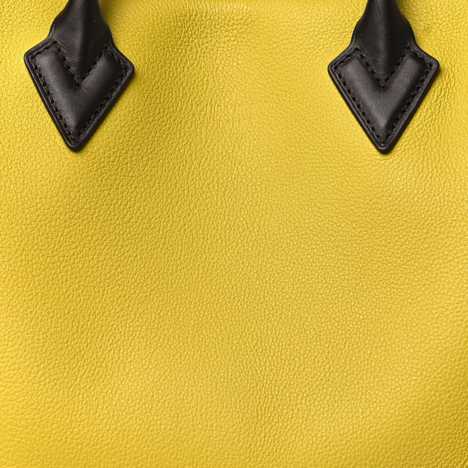 Louis Vuitton Veau Cachemire Tote W PM Pistache 7 of 9