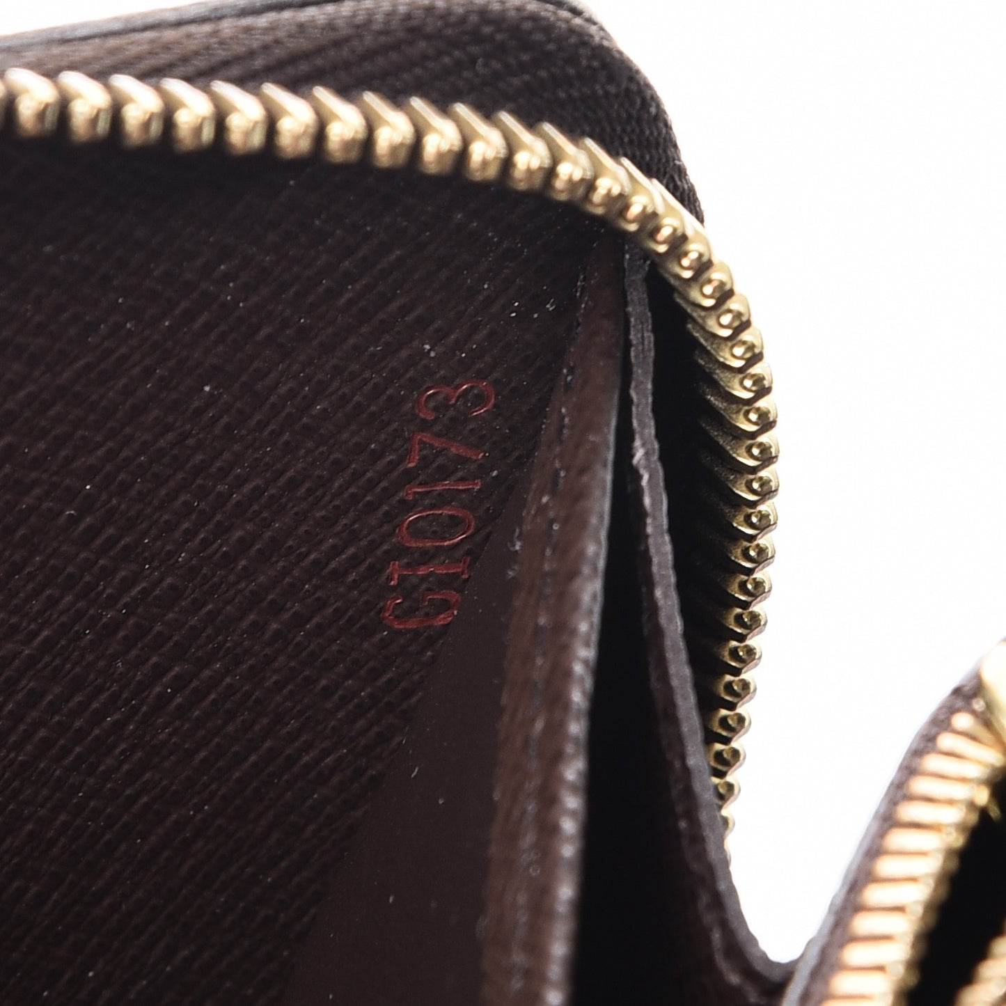 Damier Ebene Zippy Wallet