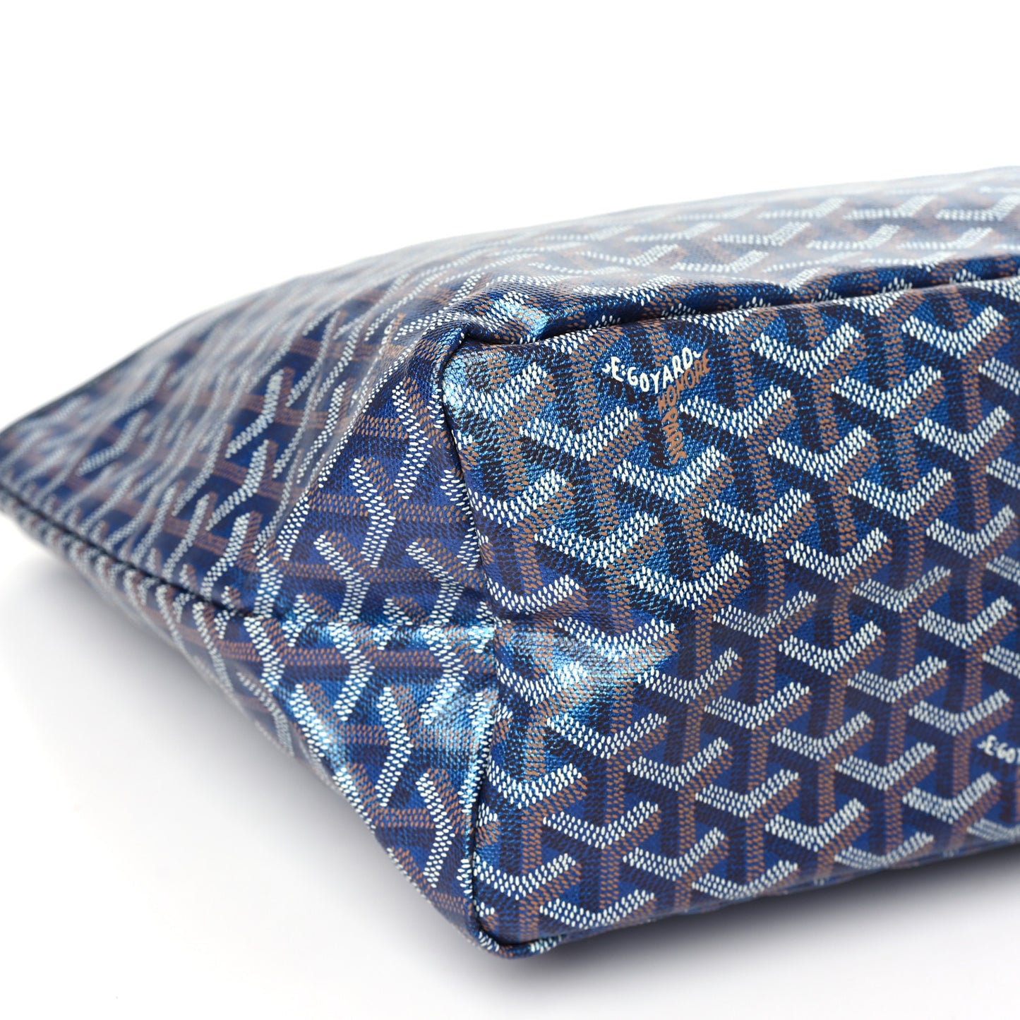 Iridescent Goyardine Saint Louis PM Pearly Blue