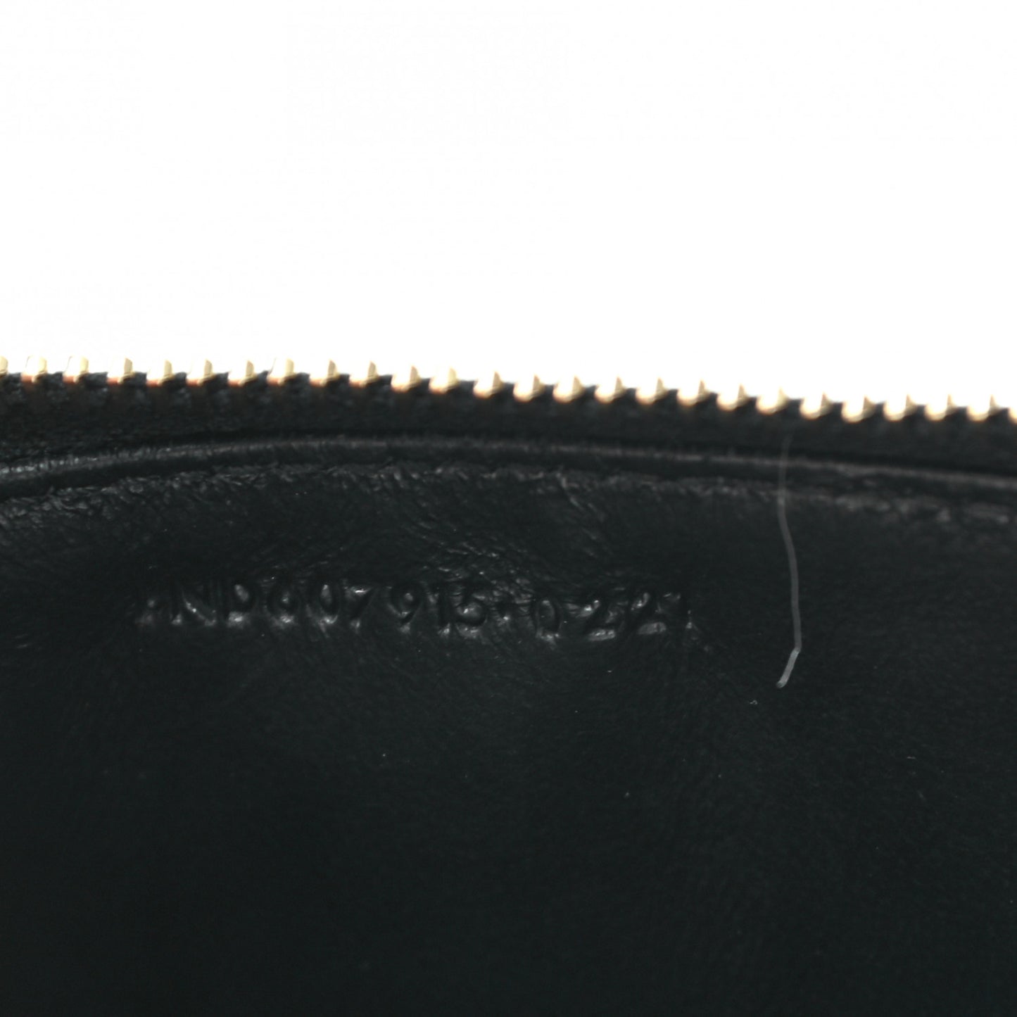 Grain De Poudre Matelasse Chevron Monogram Fragments Zippered Card Case Black