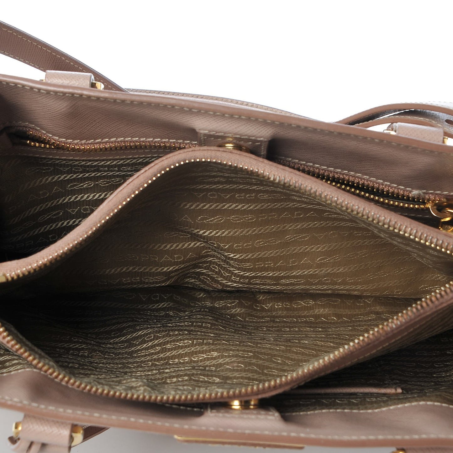 Saffiano Lux Medium Tote Cammeo