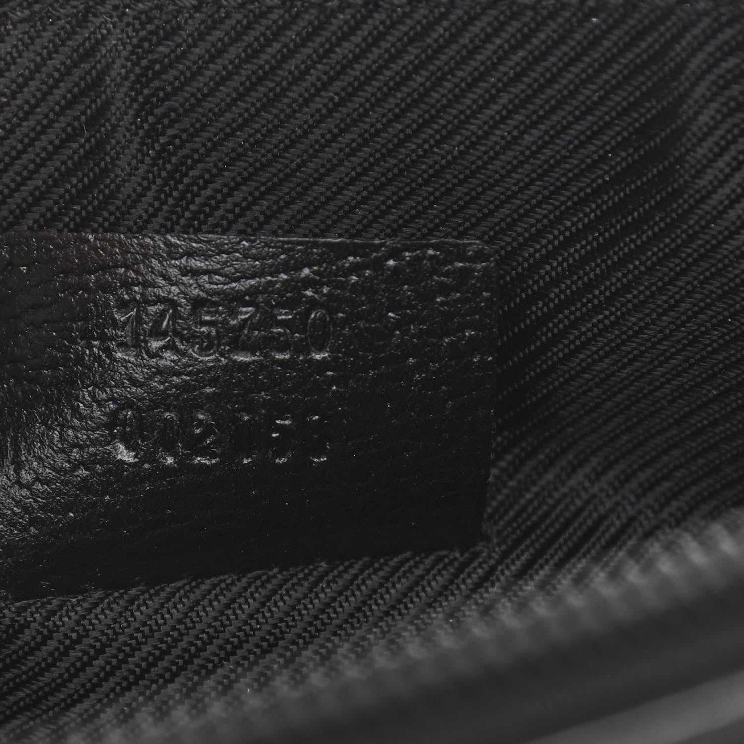 Gucci Monogram D Ring Cosmetic Case Black 7 of 10