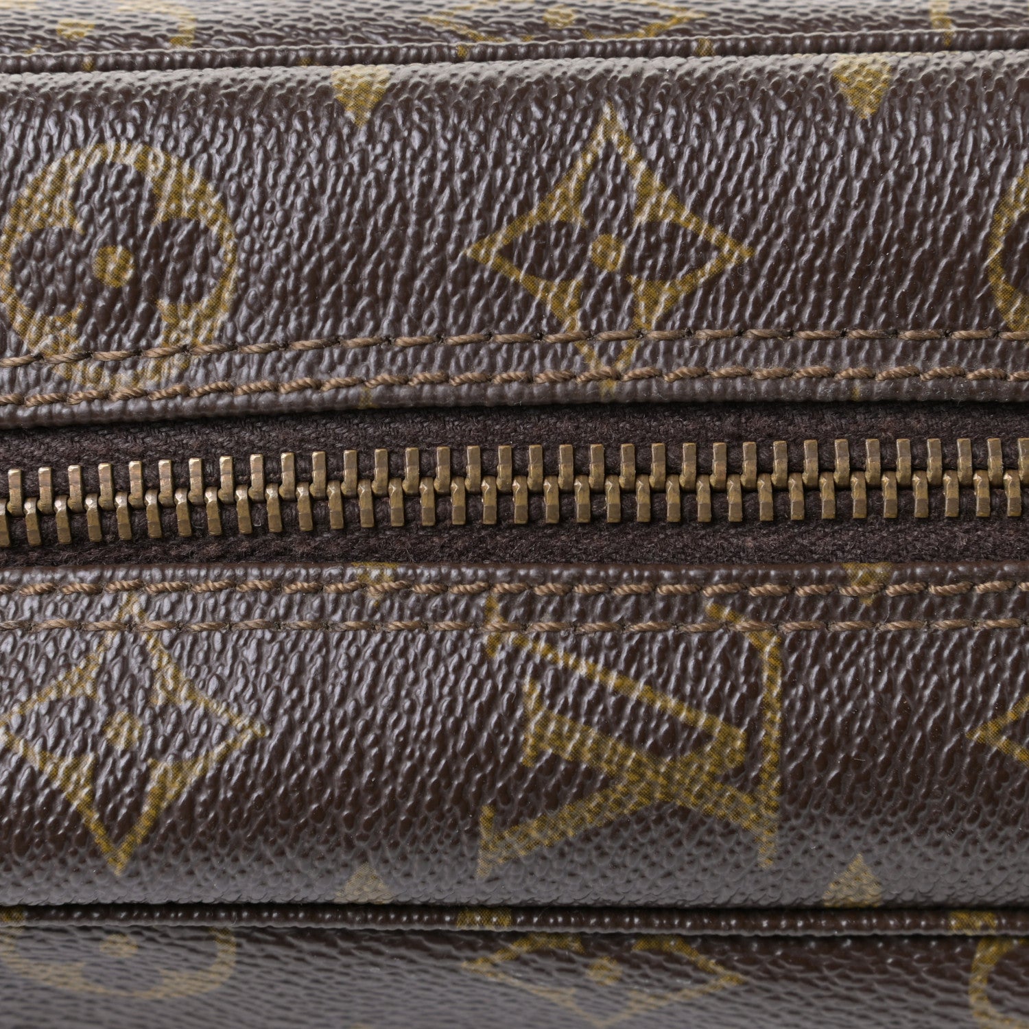 Louis Vuitton Monogram Trousse Toilette 28 7 of 7