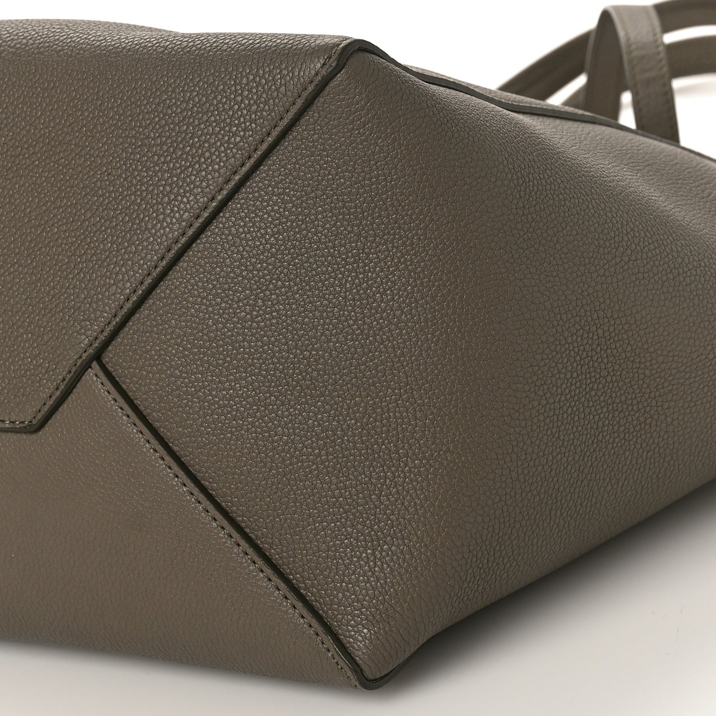 Soft Grained Calfskin Small Belt Cabas Phantom Taupe
