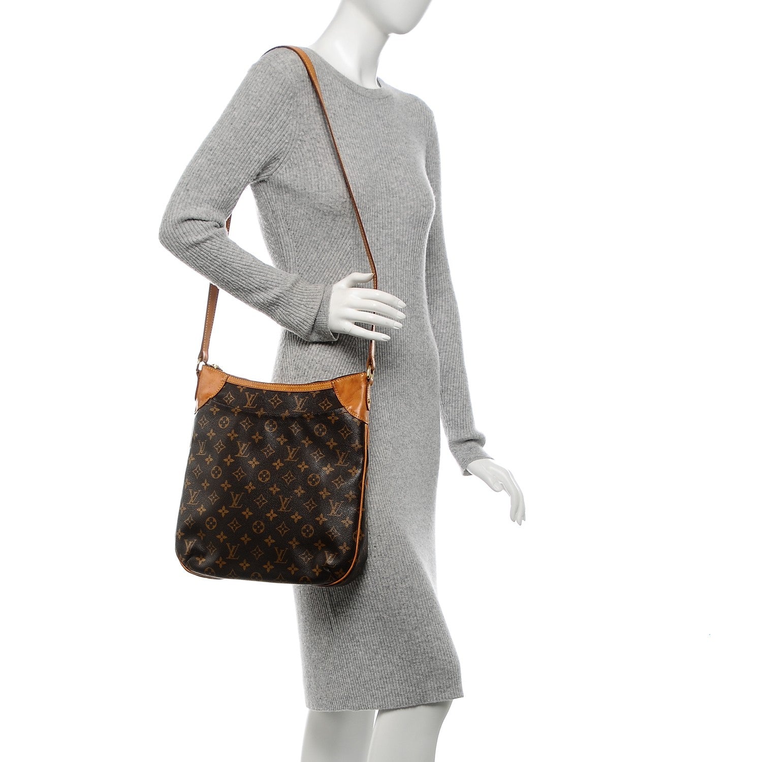 Louis Vuitton Monogram Odeon MM 2 of 7